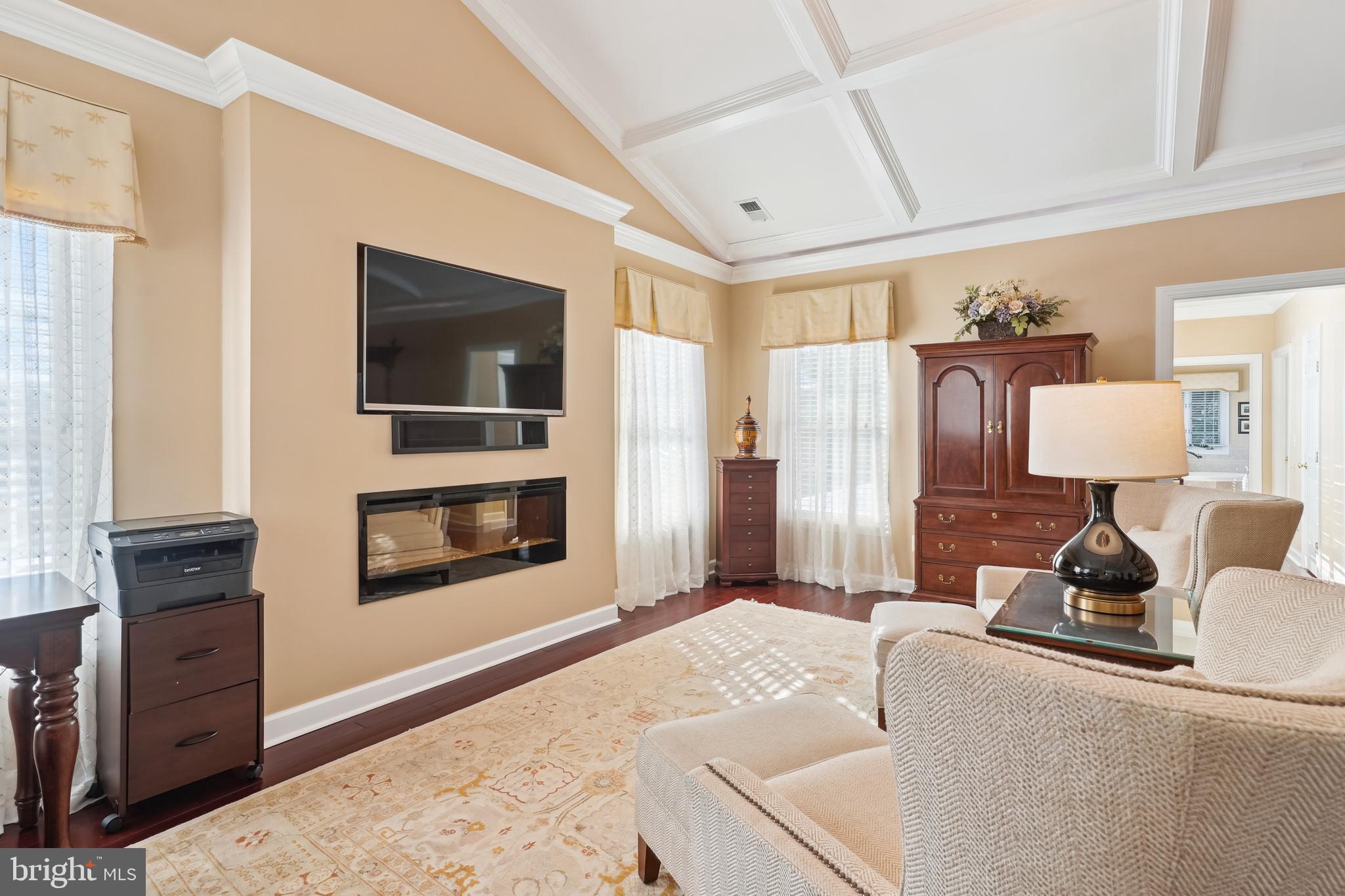 RIVER CREEK - Residential