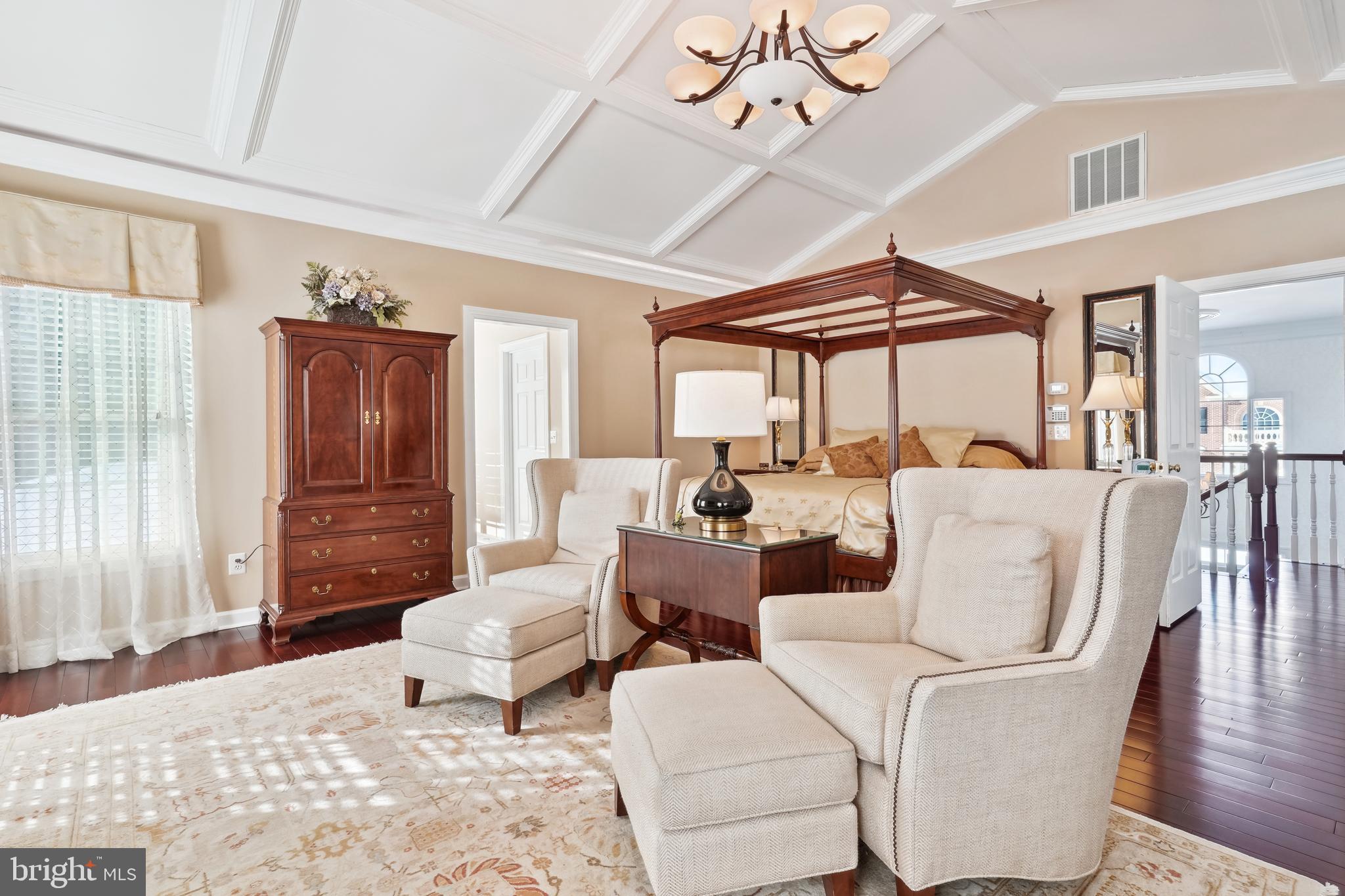 RIVER CREEK - Residential