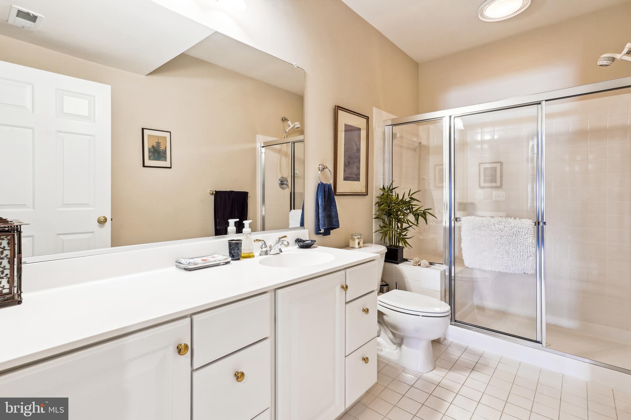 RIVER CREEK - Residential