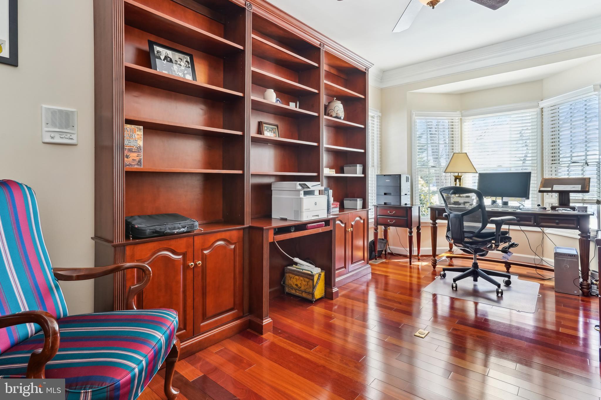 RIVER CREEK - Residential