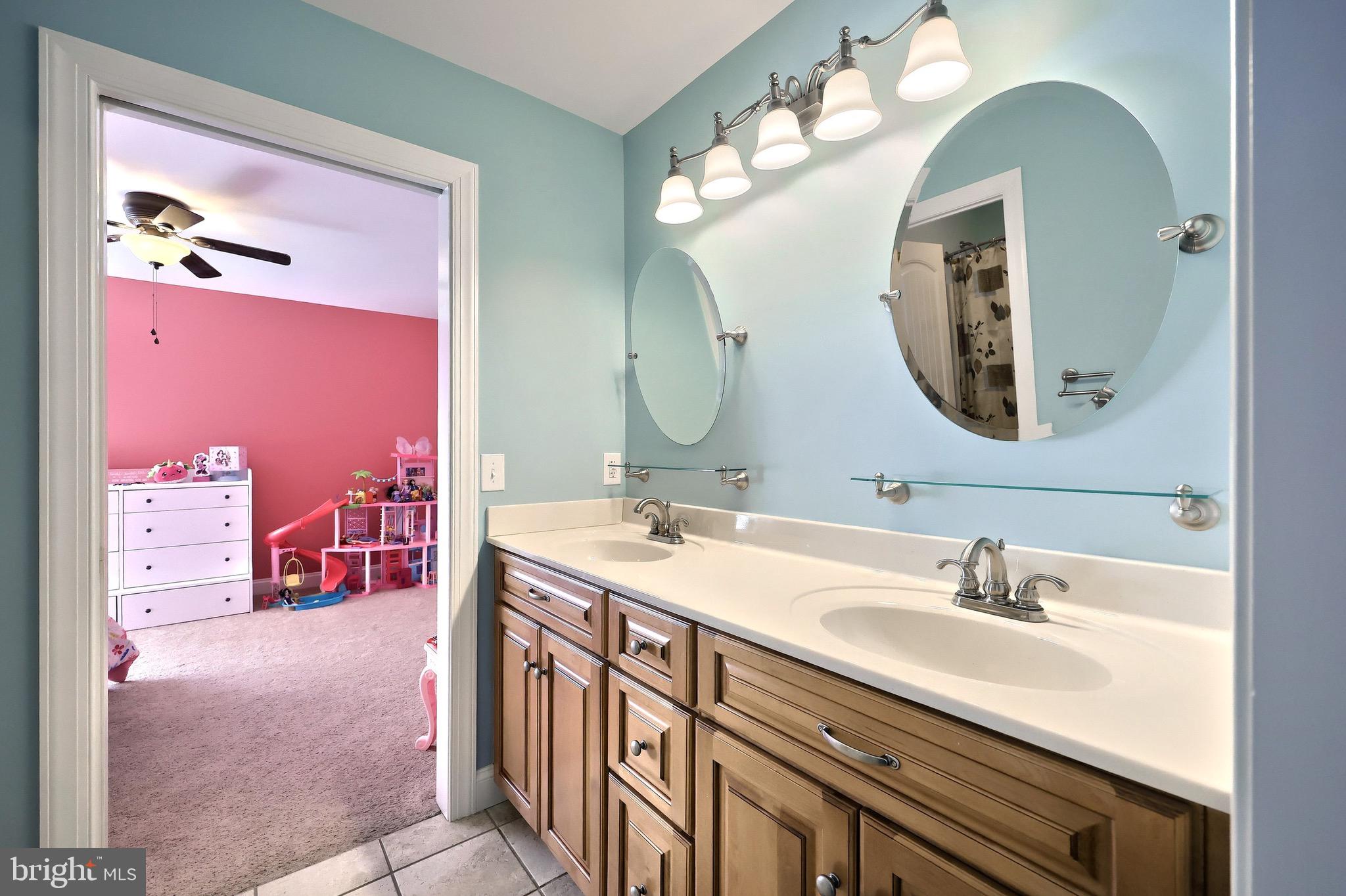 NORTH CODORUS TWP - Residential