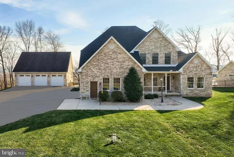 MLS: PAYK2095942