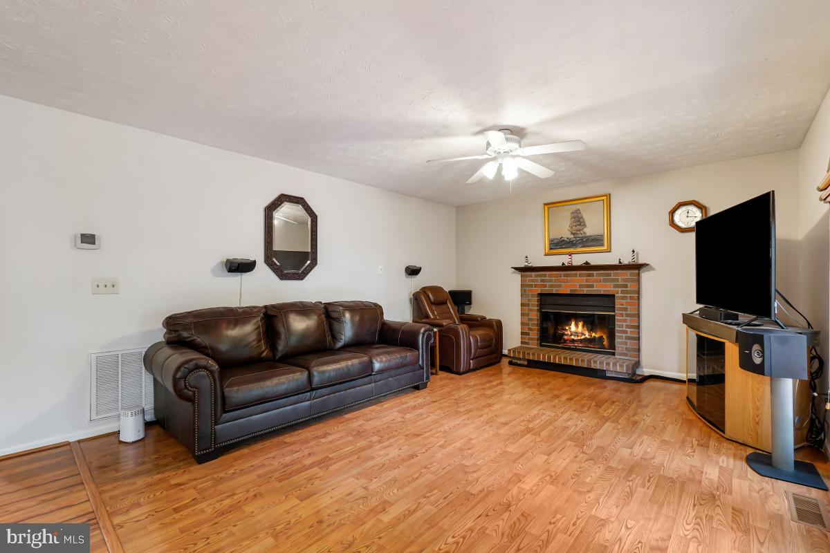 JACKSON MANOR - Residential