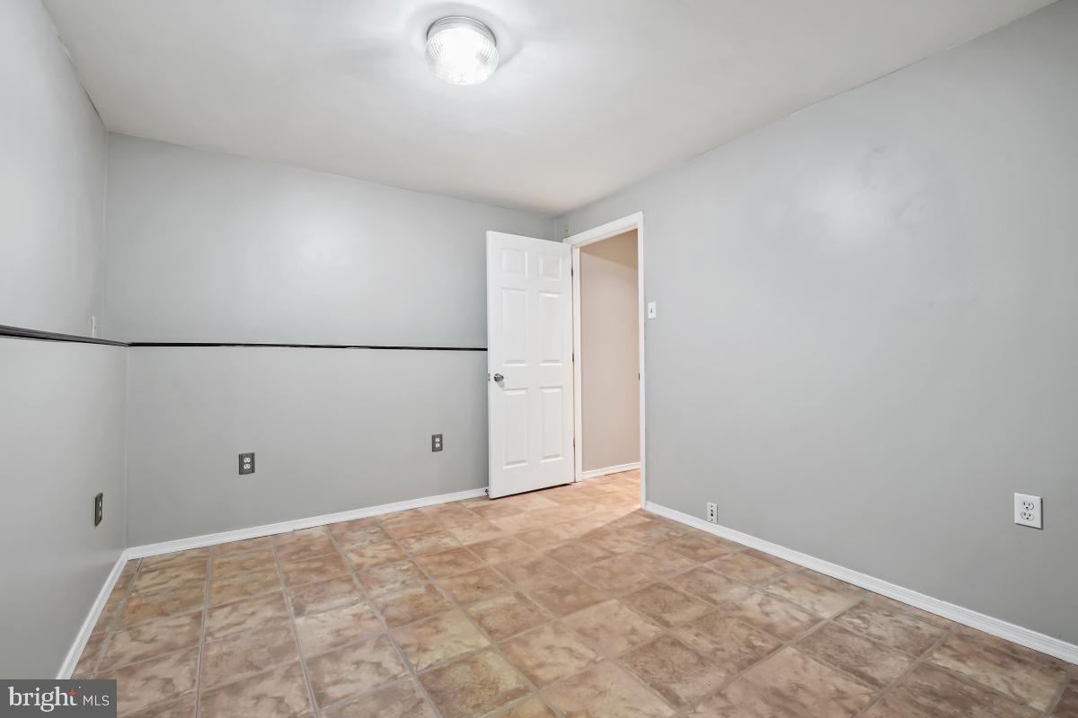 JACKSON MANOR - Residential