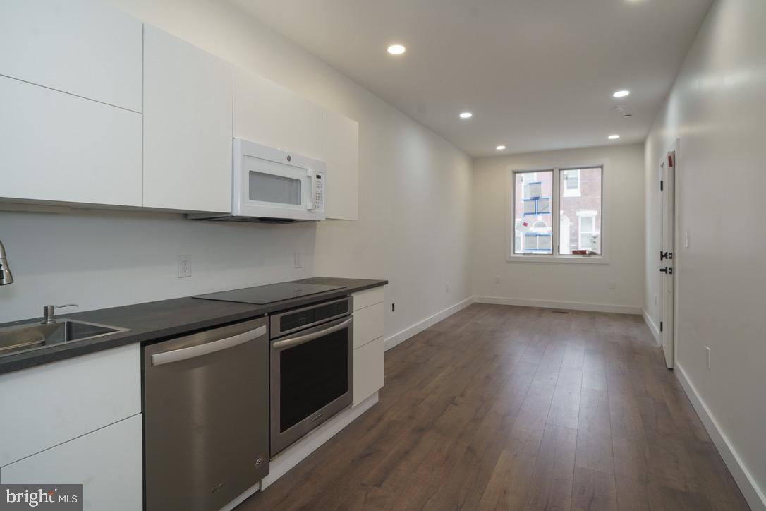 NORRIS SQUARE - Residential Income