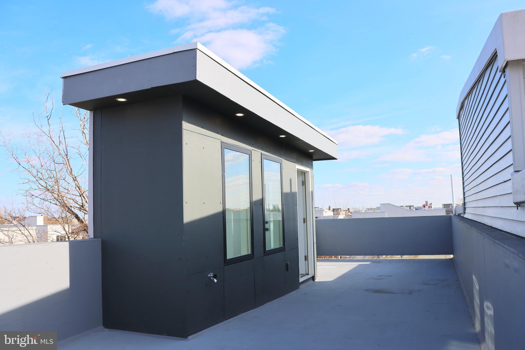 NORRIS SQUARE - Residential Income