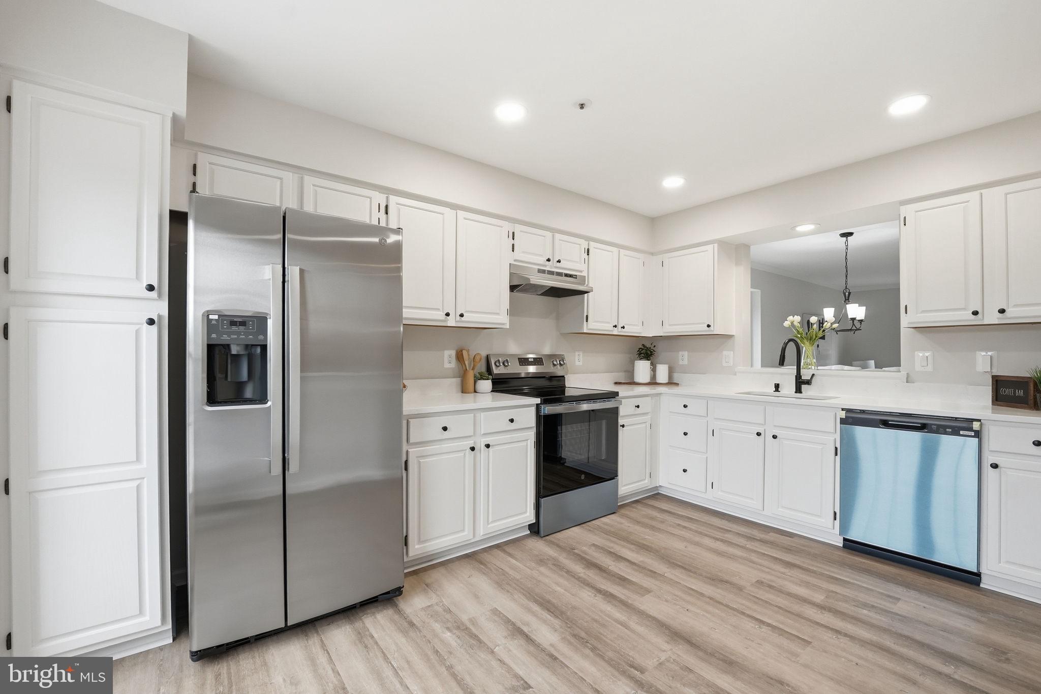 CROFTON COMMONS - Residential