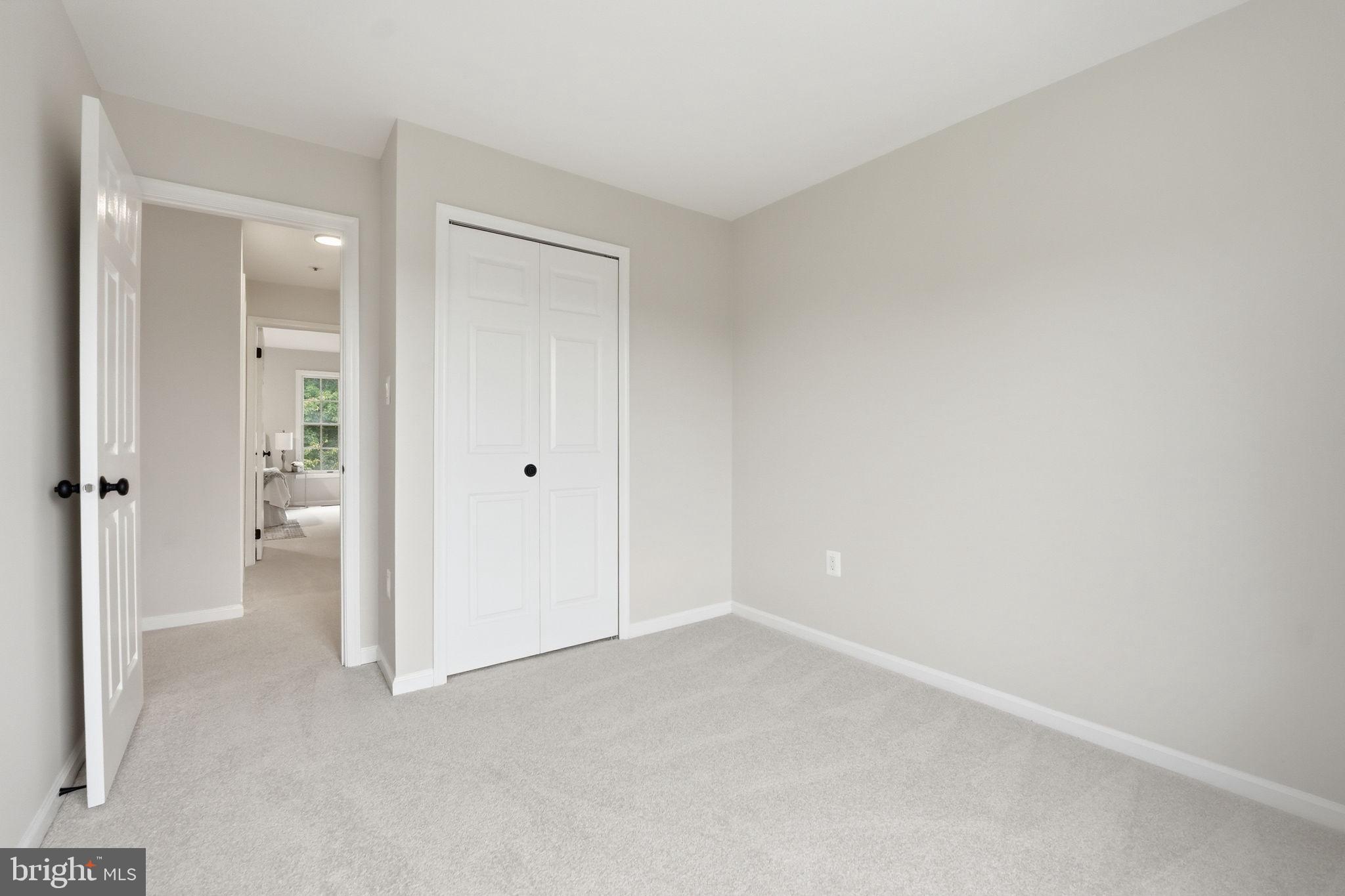 CROFTON COMMONS - Residential