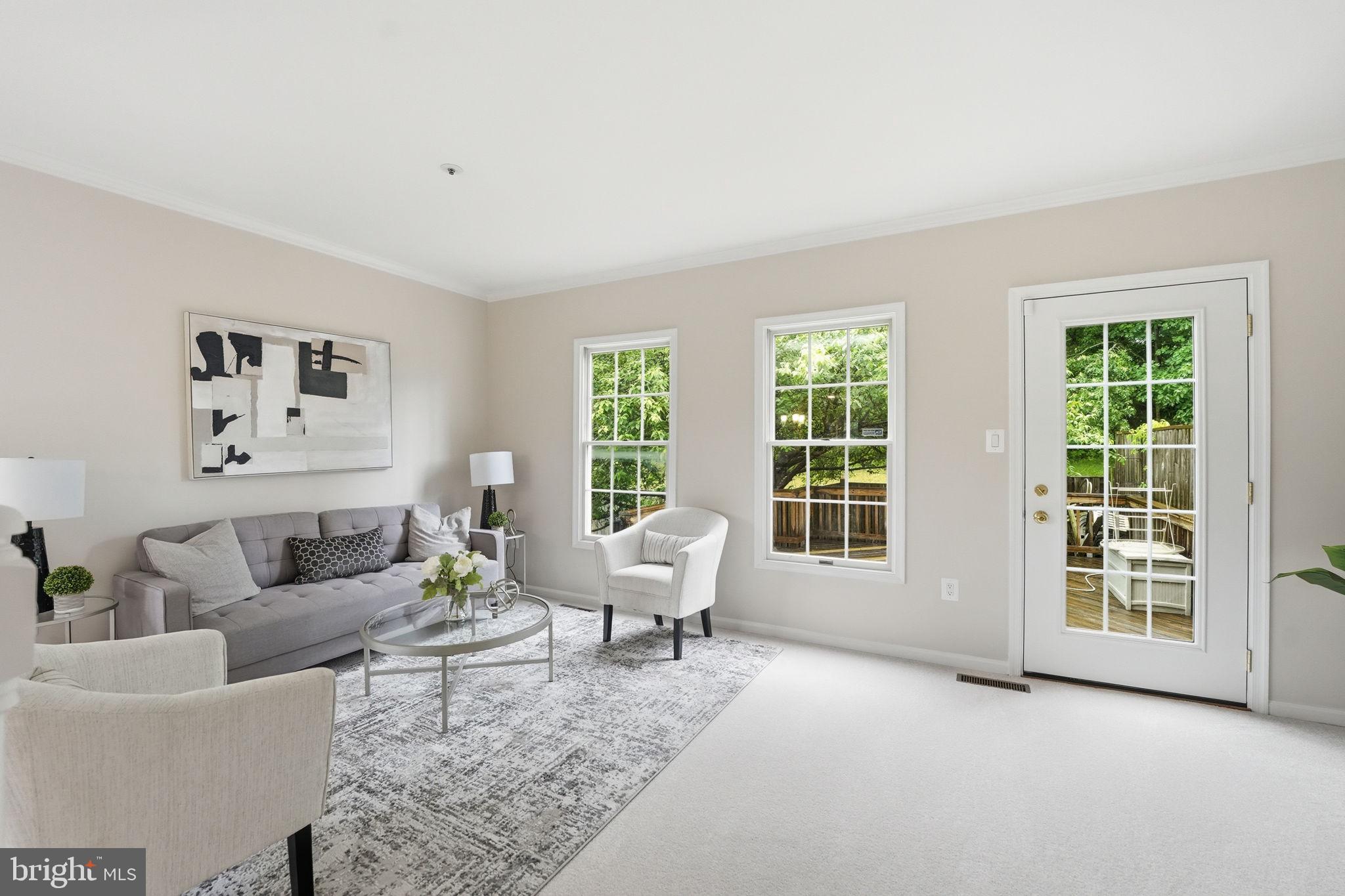 CROFTON COMMONS - Residential