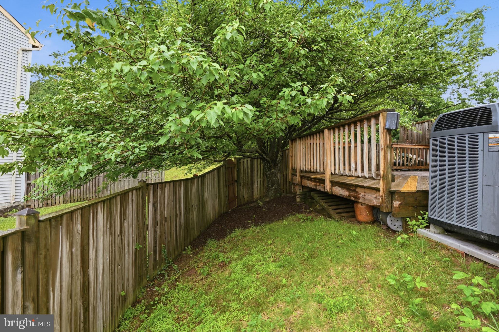 CROFTON COMMONS - Residential