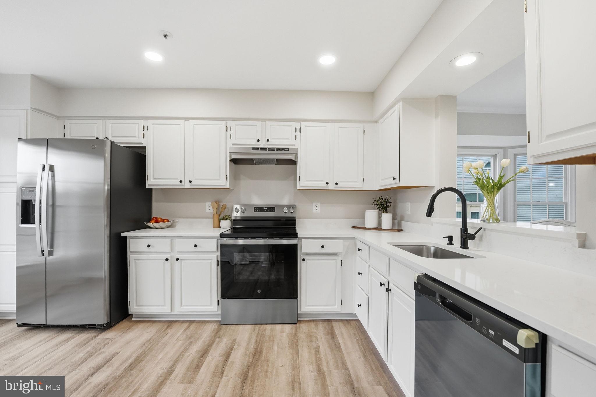 CROFTON COMMONS - Residential