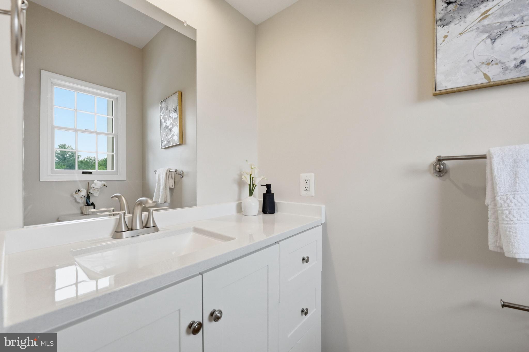 CROFTON COMMONS - Residential