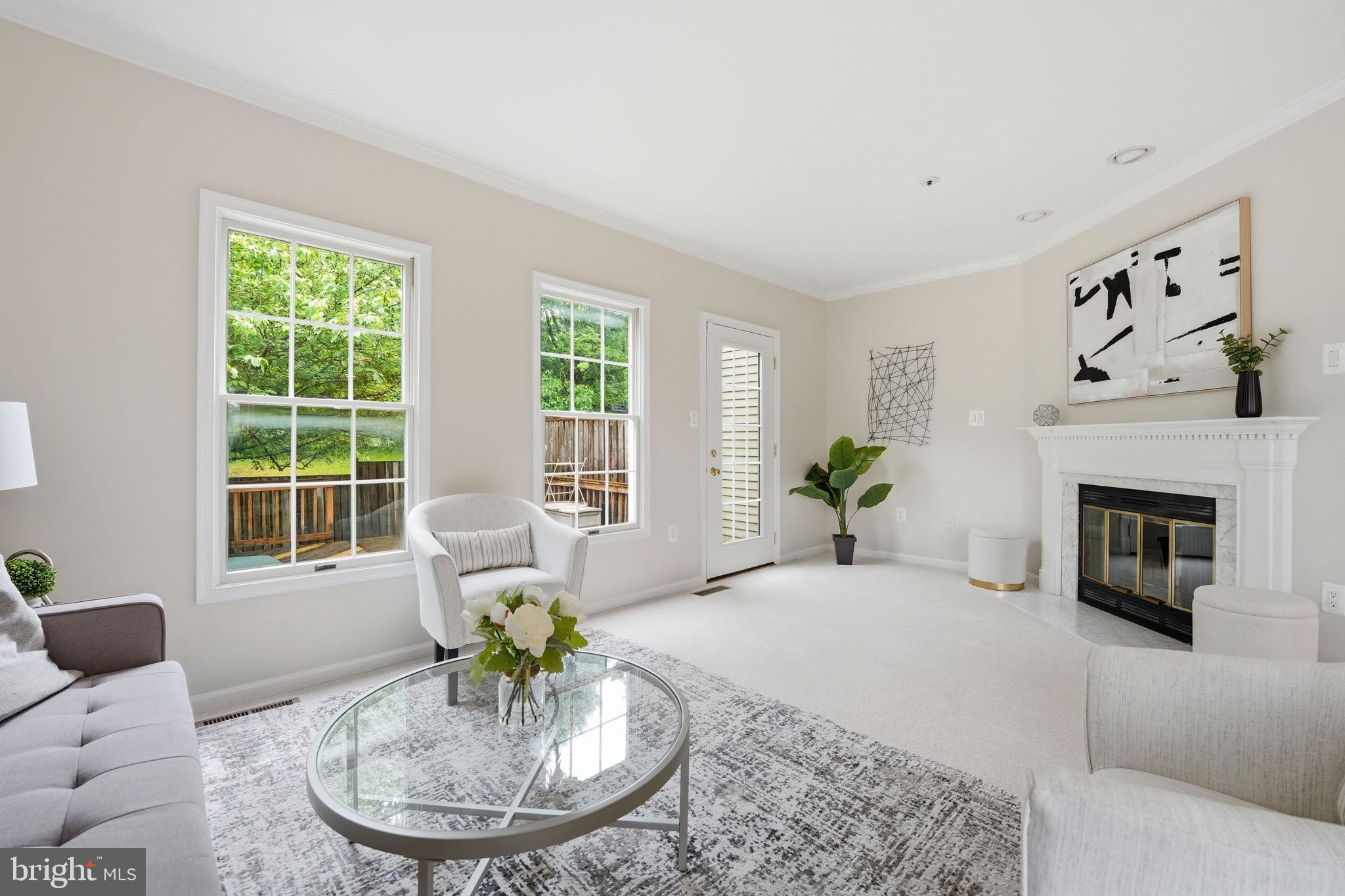 CROFTON COMMONS - Residential