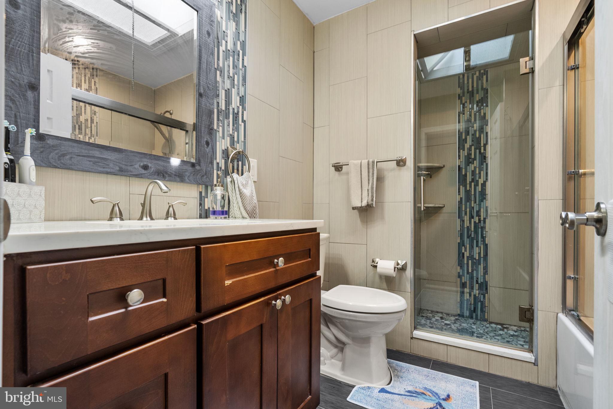 MAYFAIR (WEST) - Residential