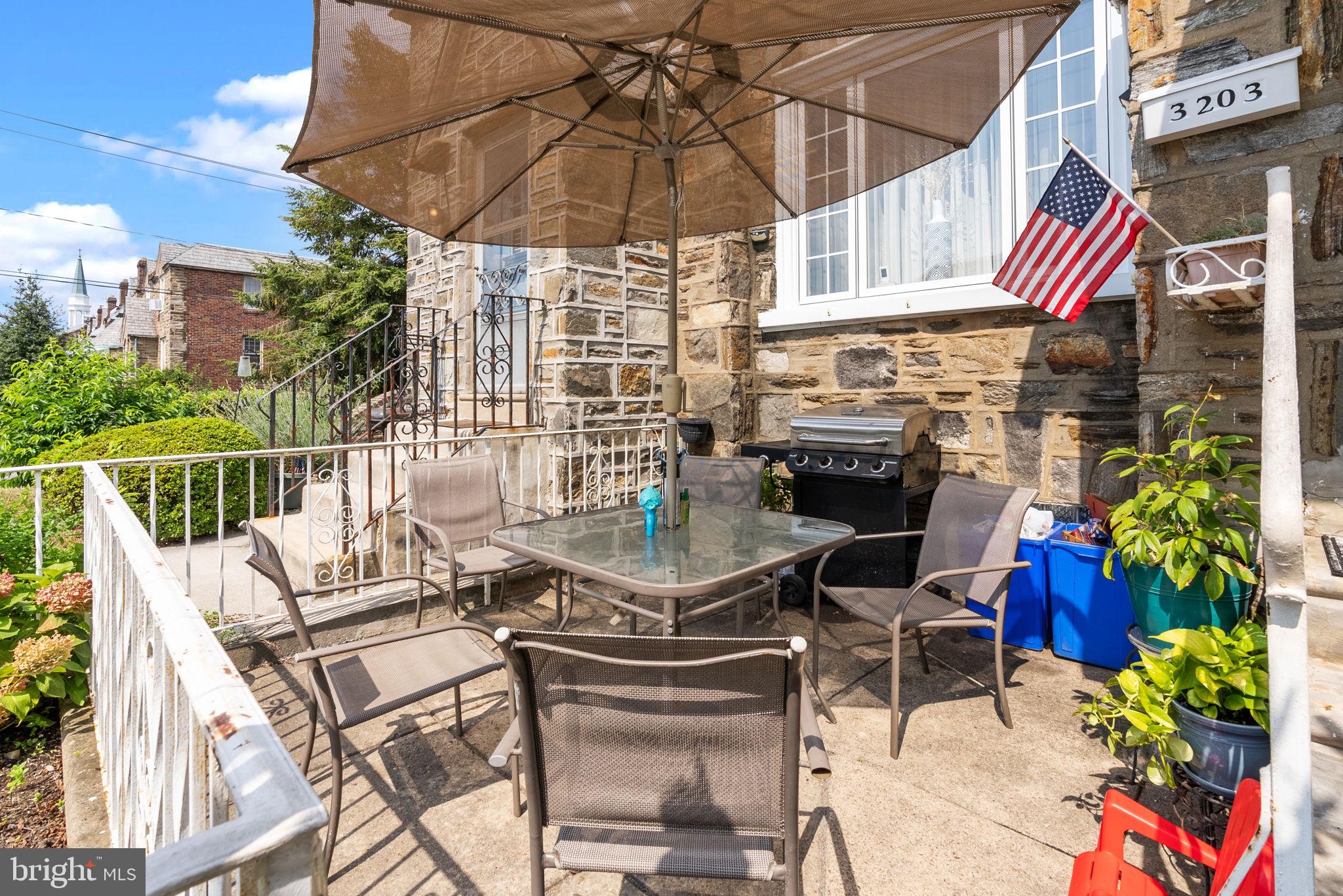 MAYFAIR (WEST) - Residential