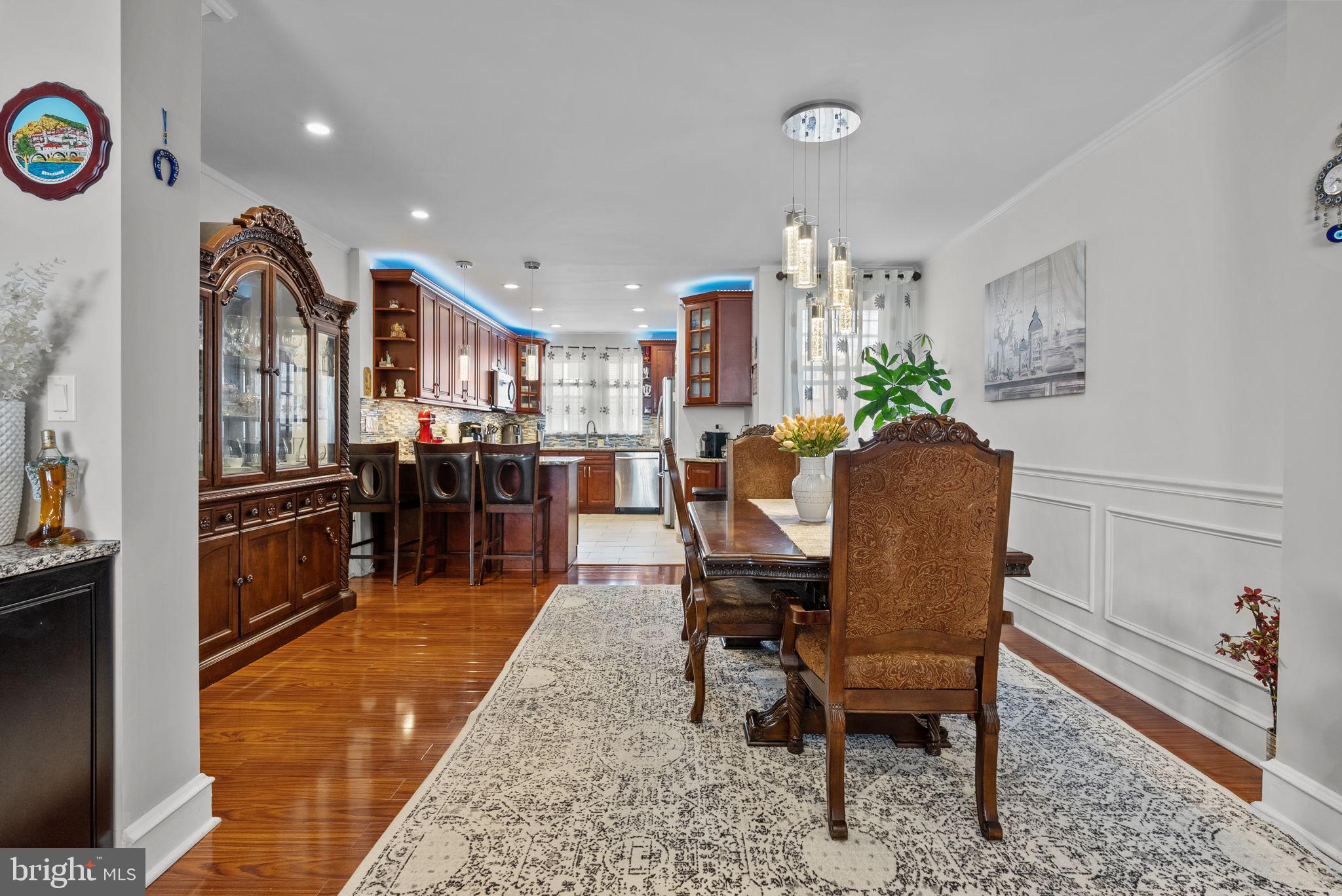 MAYFAIR (WEST) - Residential