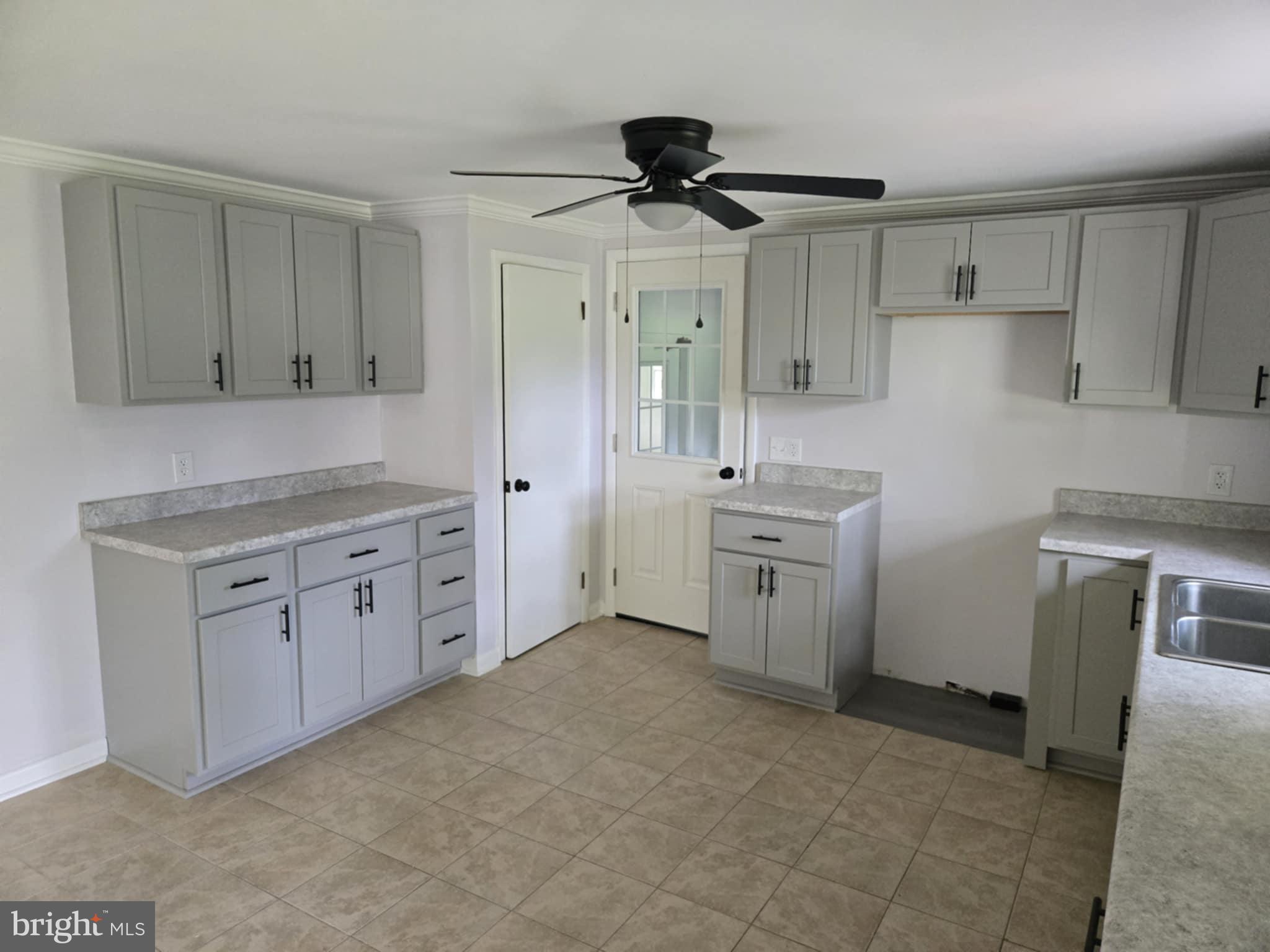 912 FORBES ROAD