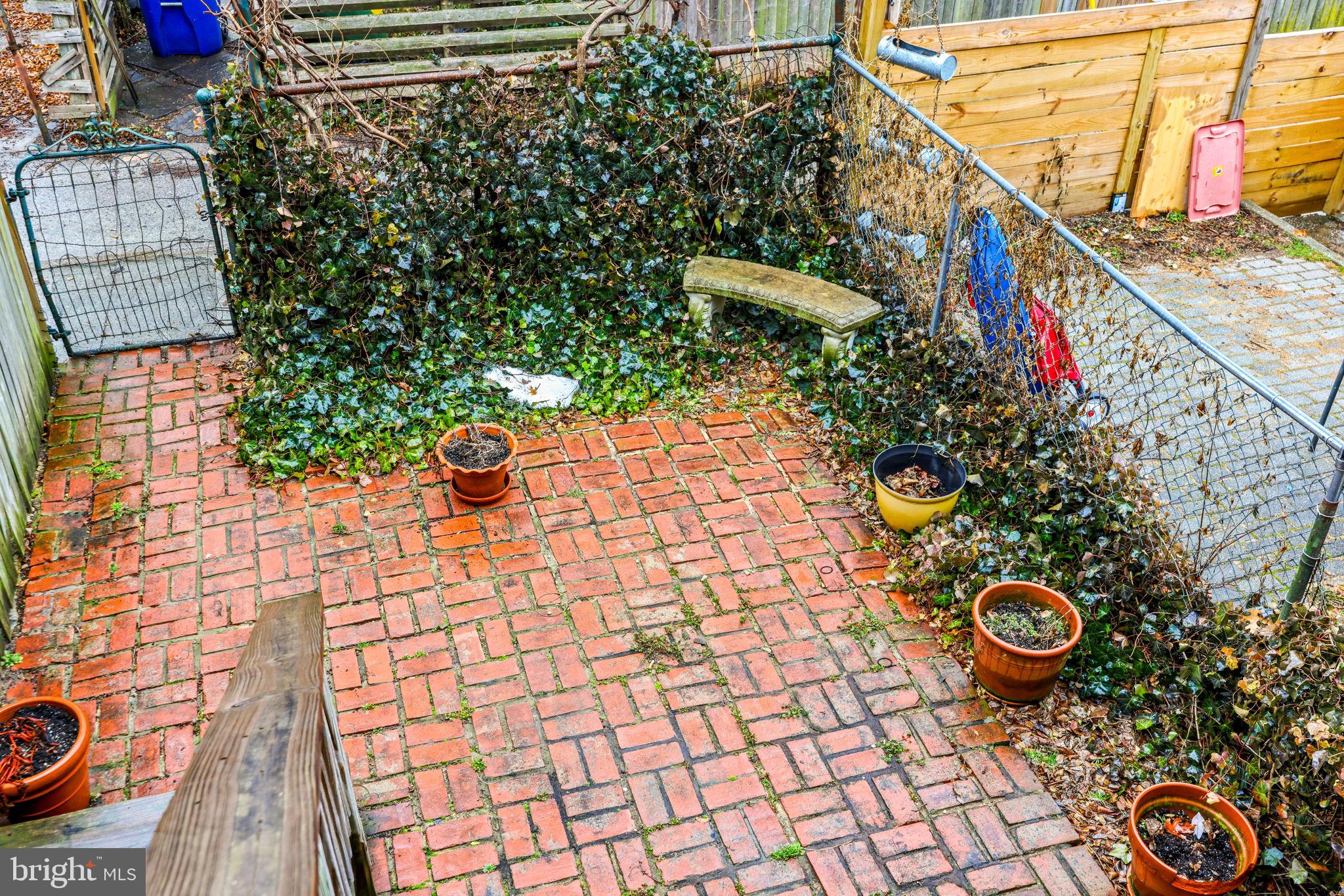 HAMPDEN HISTORIC DISTRICT - Residential