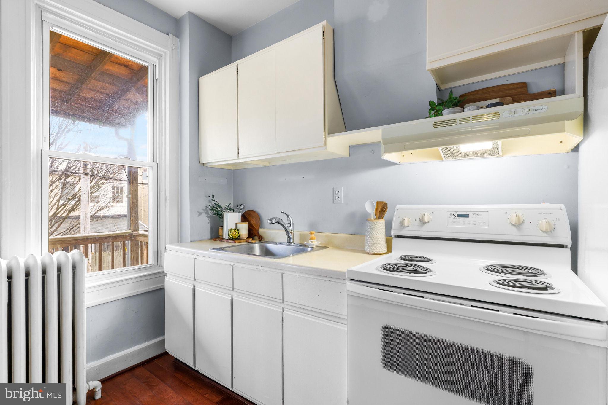 HAMPDEN HISTORIC DISTRICT - Residential