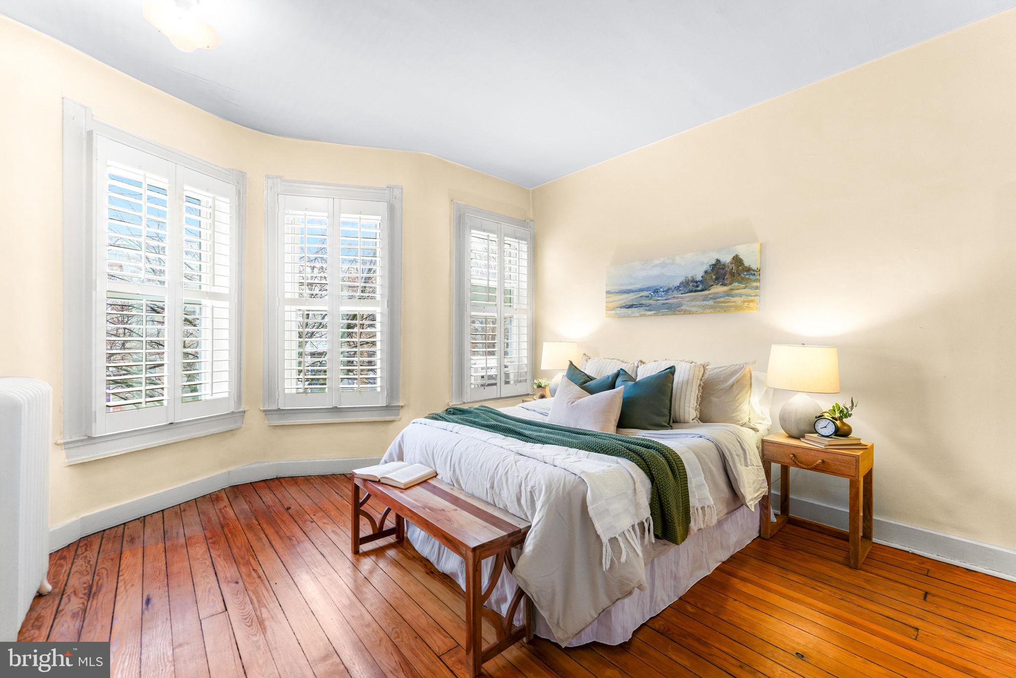 HAMPDEN HISTORIC DISTRICT - Residential