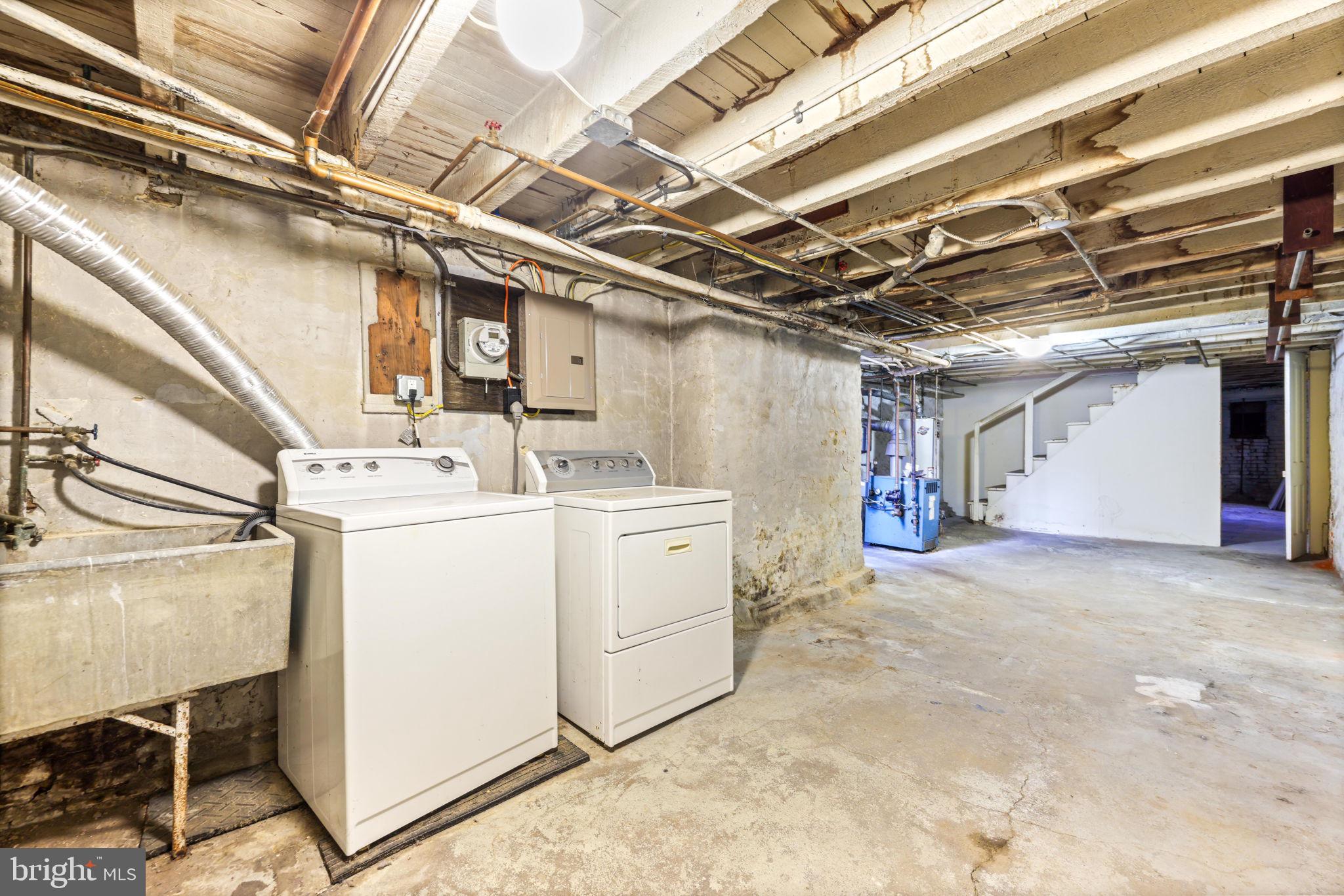 HAMPDEN HISTORIC DISTRICT - Residential