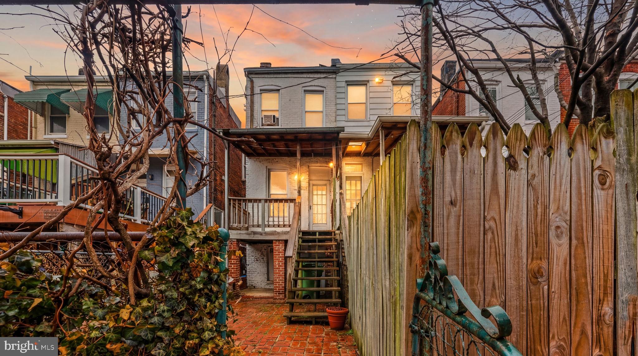 HAMPDEN HISTORIC DISTRICT - Residential