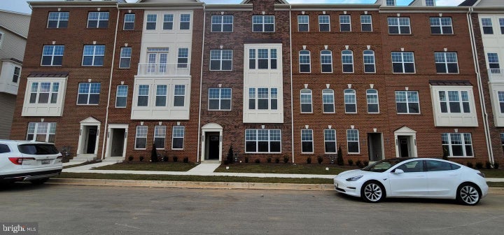 Photo 1 of 35 — 4940 MACDONOUGH PL, FREDERICK, MD 21703