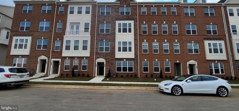 Townhouse For Rent - 4940 Macdonough Pl Pl<br/> Frederick County, FREDERICK, MD 21703