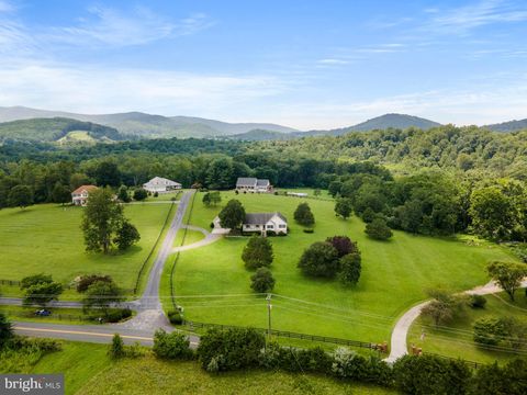 40 MEADOWBROOK COURT BENTONVILLE VA 22610