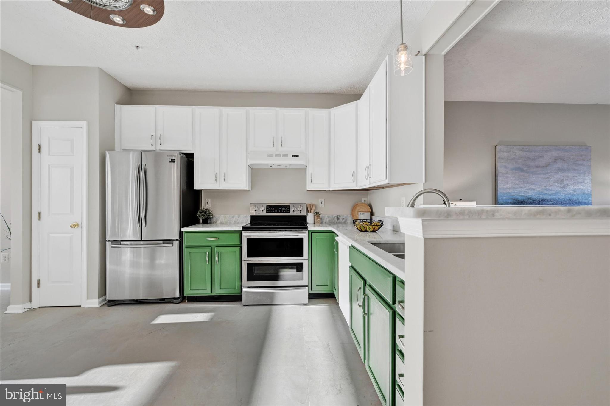 PERRY HALL FARMS - Residential