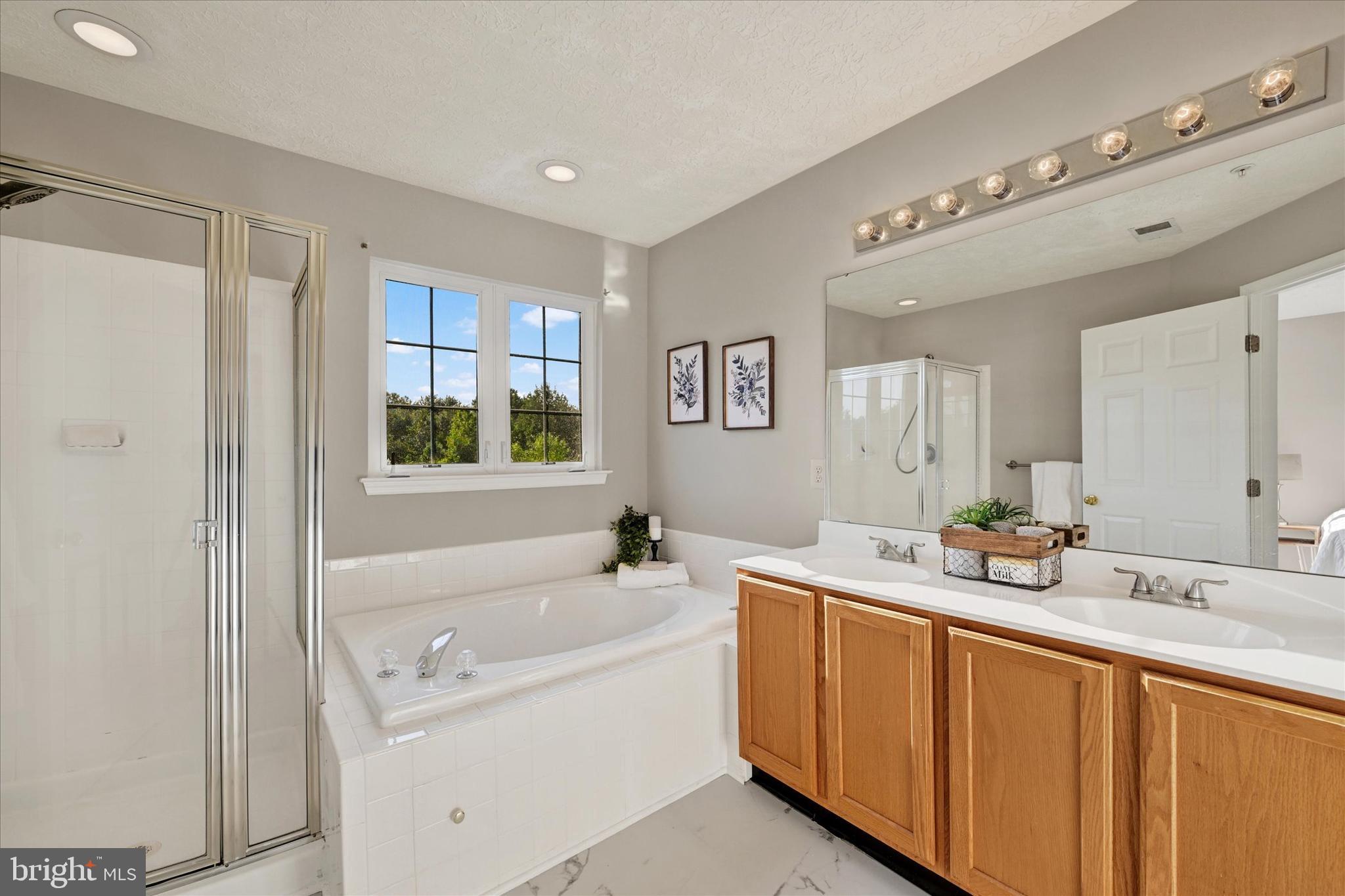 PERRY HALL FARMS - Residential