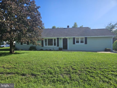 Photo of 16251 Mount Tabor Road, HAGERSTOWN, MD 21740 (MLS # MDWA2039590)
