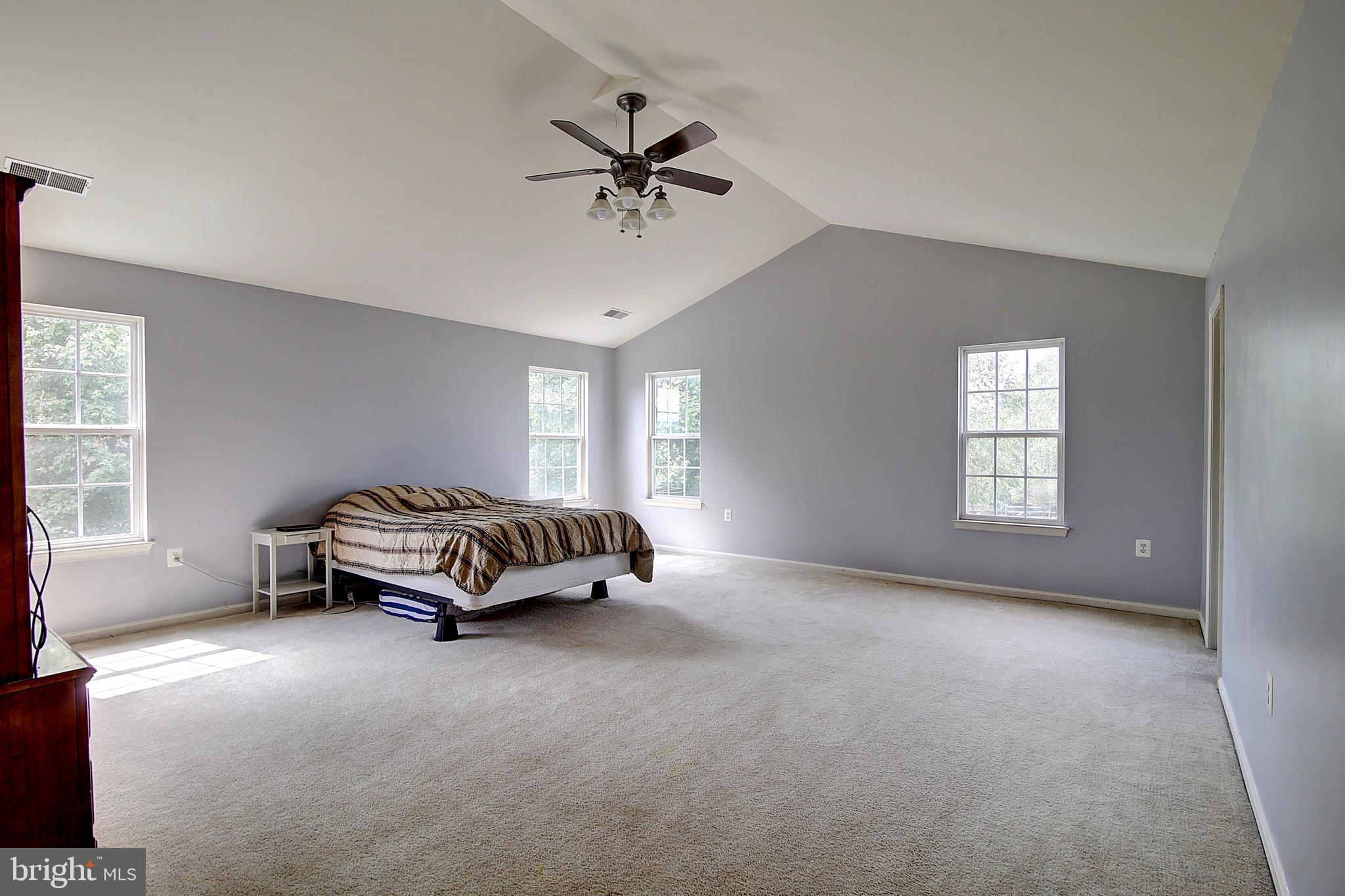 TAYLORSTOWN - Residential