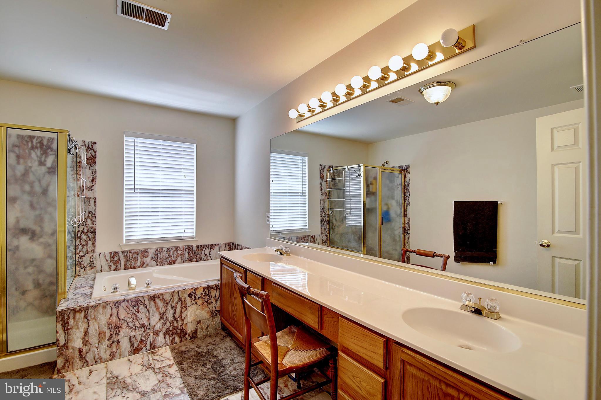 TAYLORSTOWN - Residential