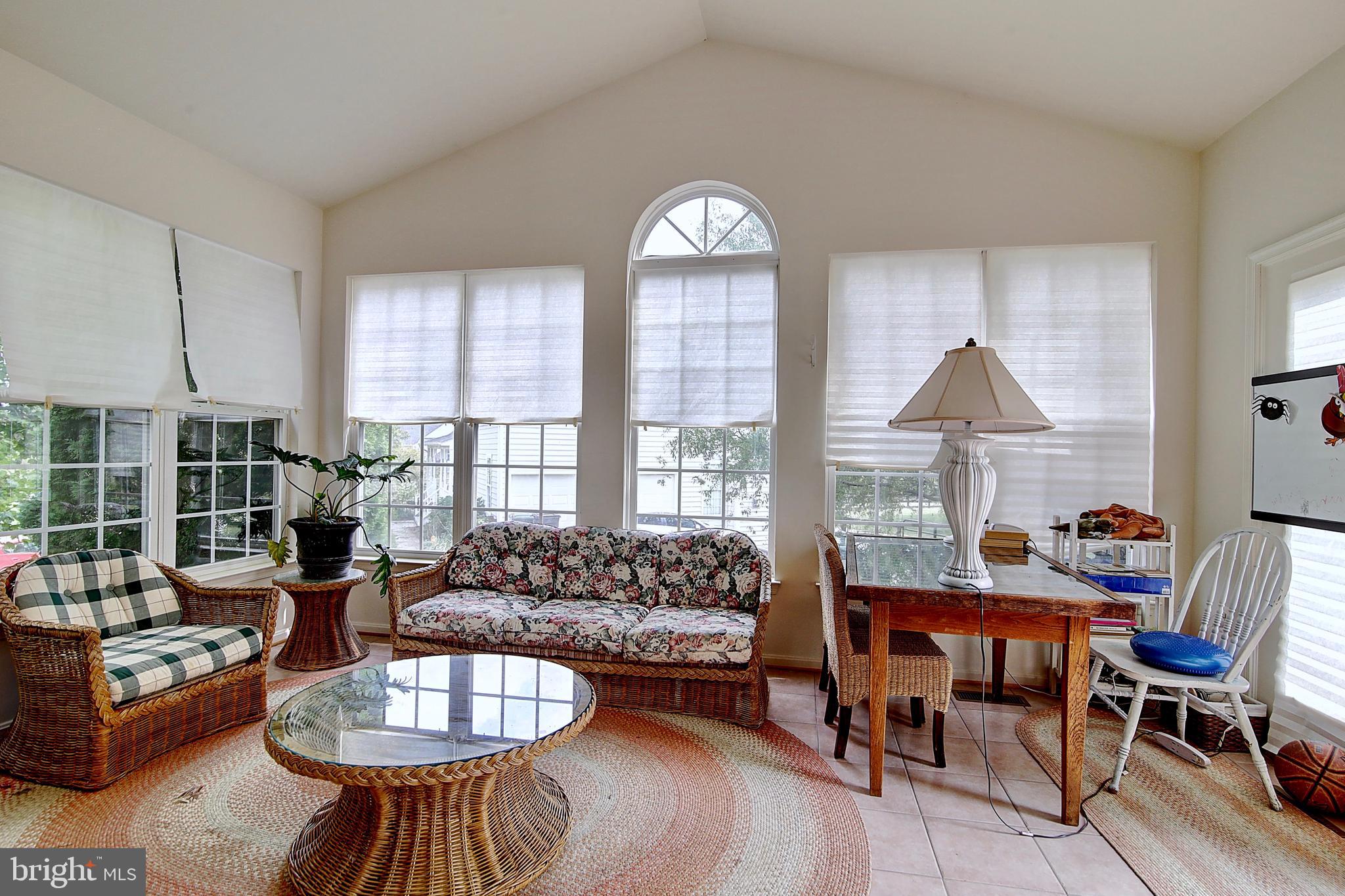 TAYLORSTOWN - Residential