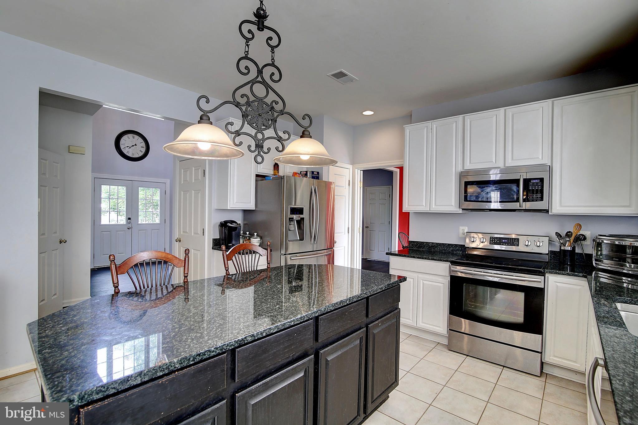 TAYLORSTOWN - Residential