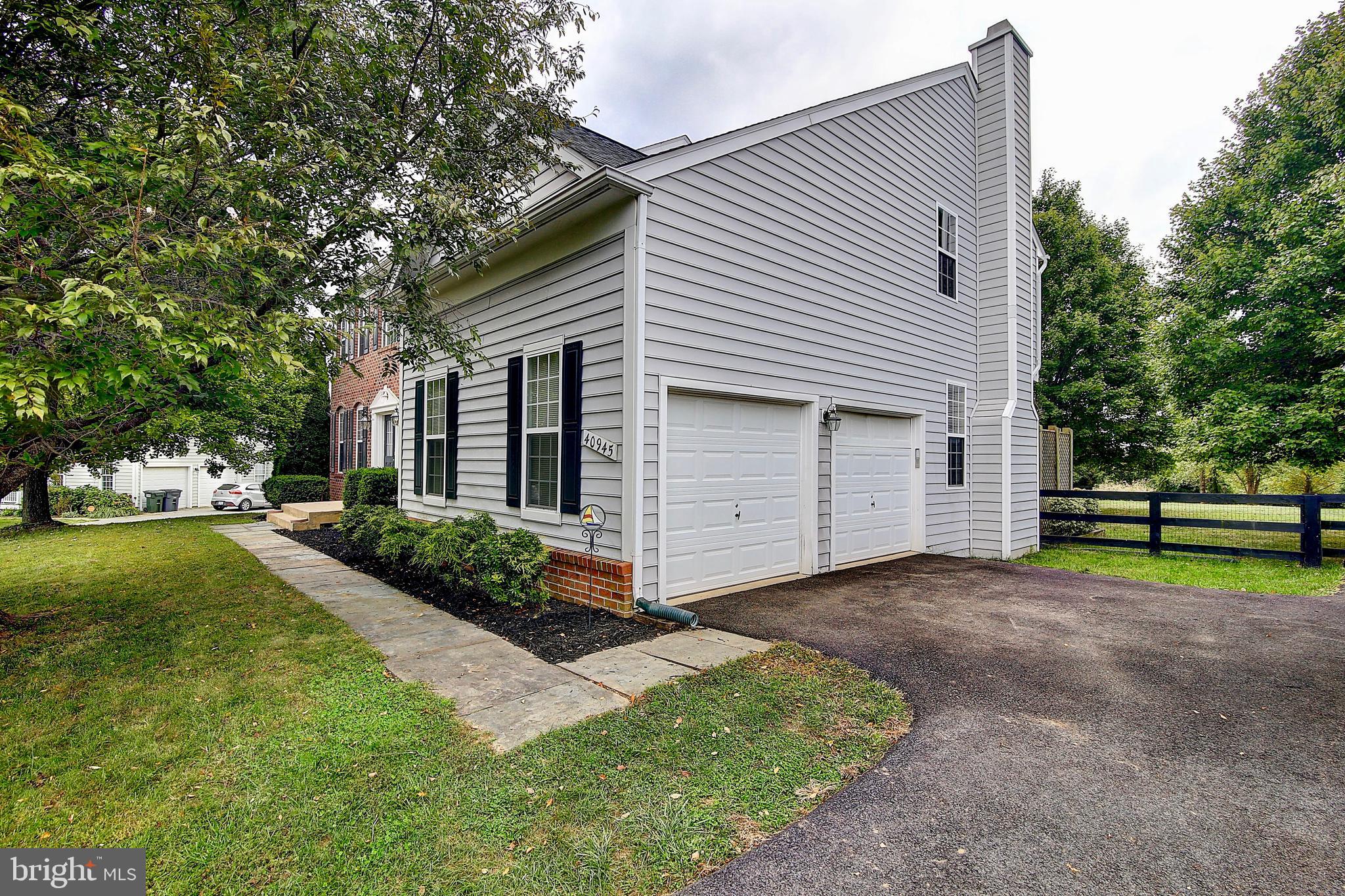 TAYLORSTOWN - Residential