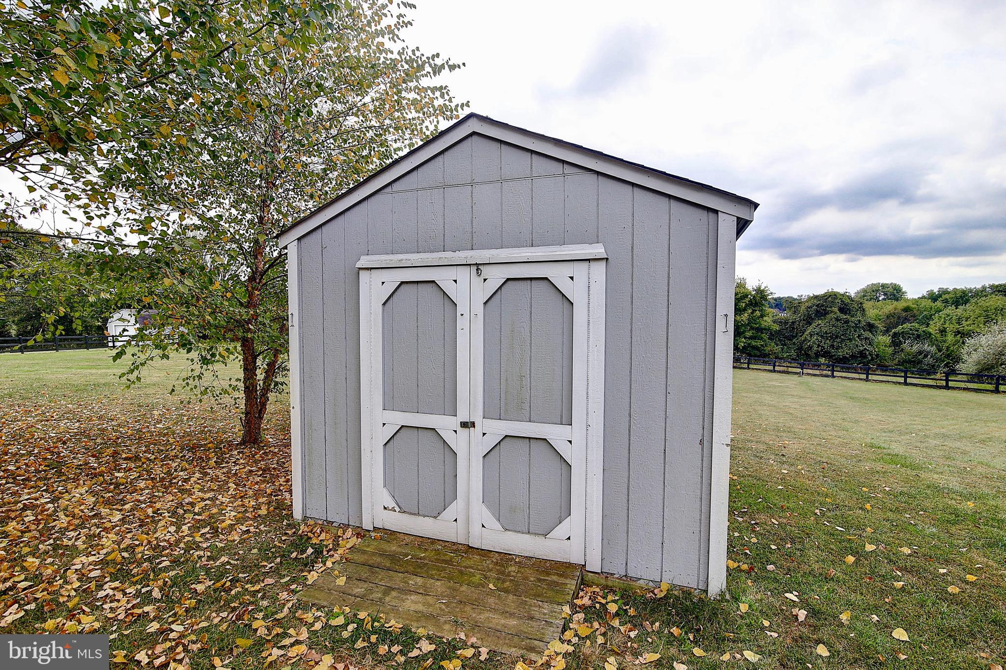 TAYLORSTOWN - Residential