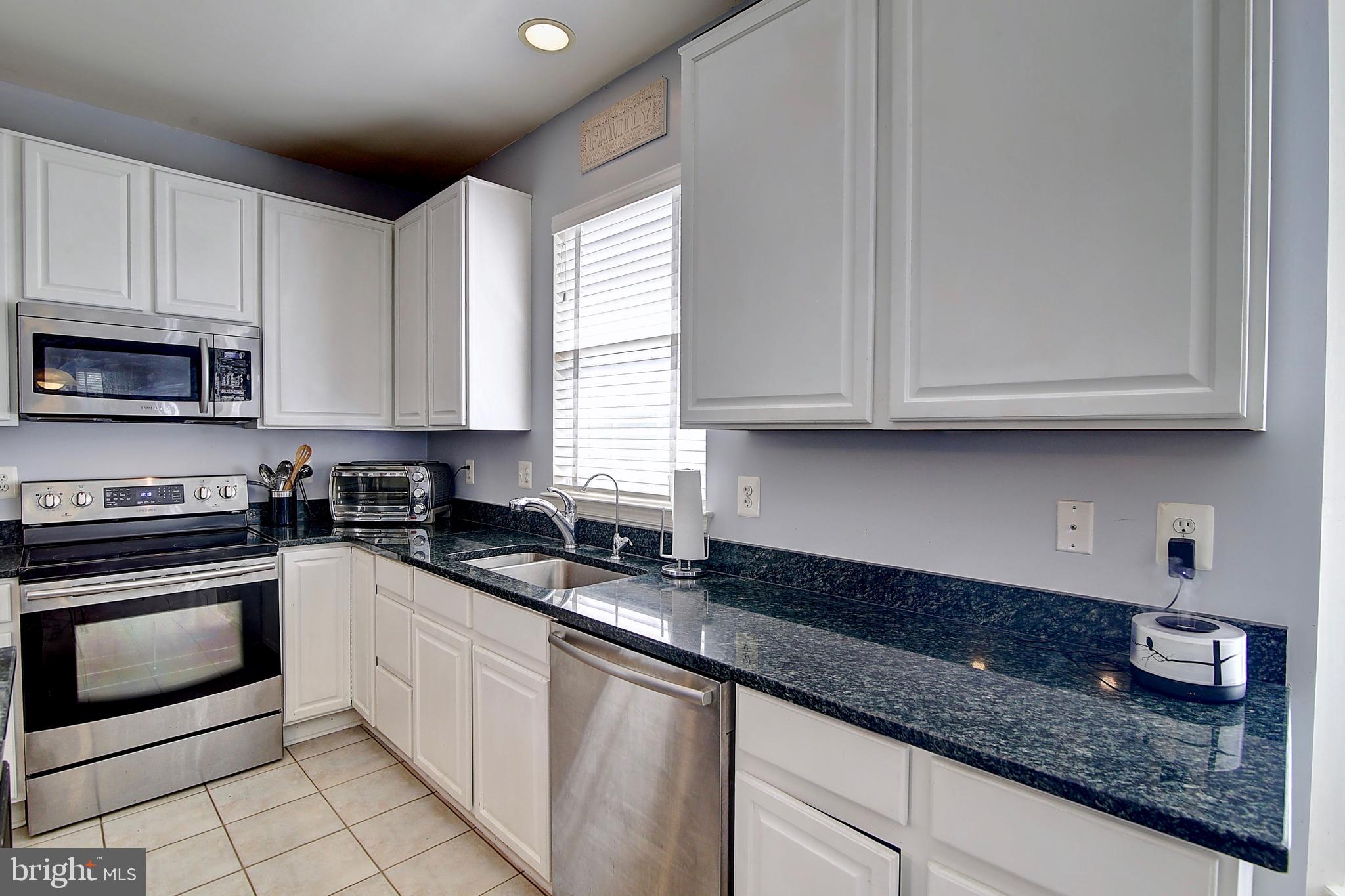 TAYLORSTOWN - Residential