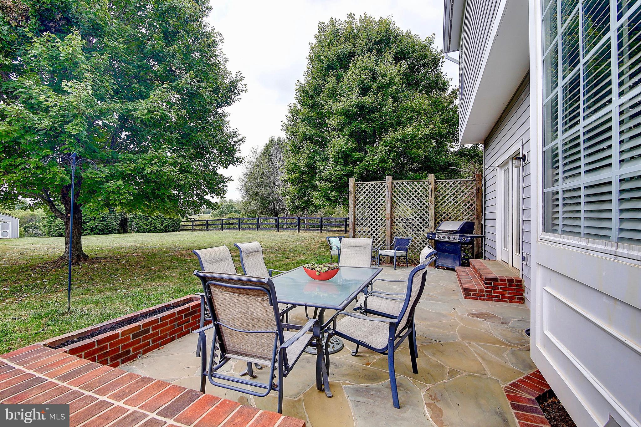 TAYLORSTOWN - Residential