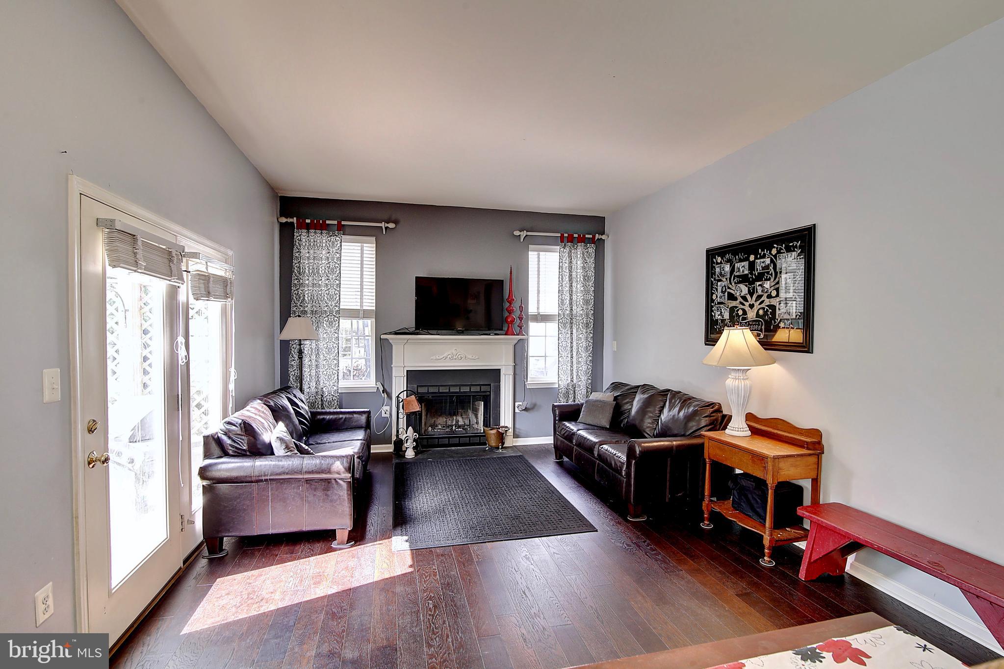 TAYLORSTOWN - Residential