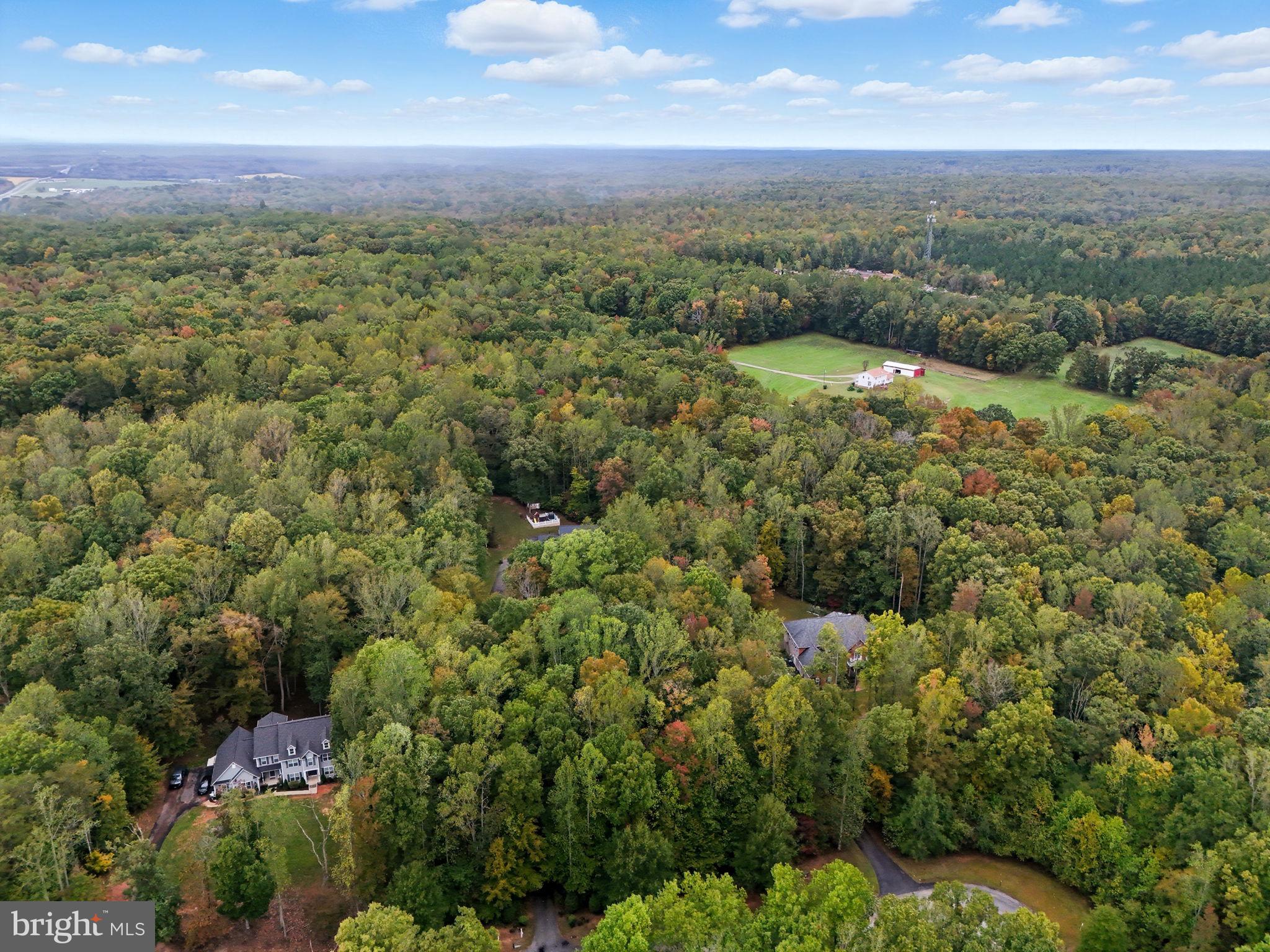 ASHBURN HILLS - Residential