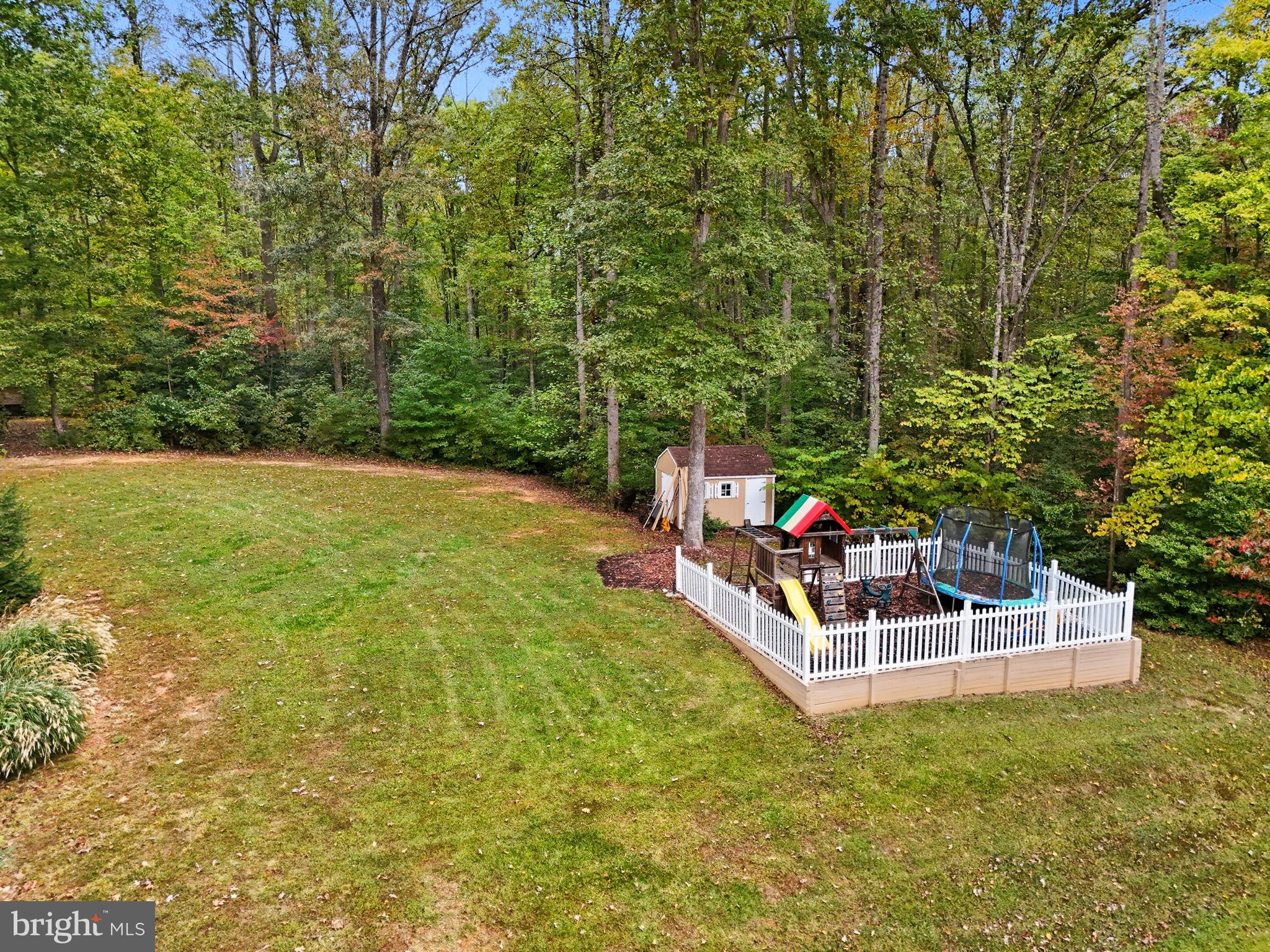 ASHBURN HILLS - Residential