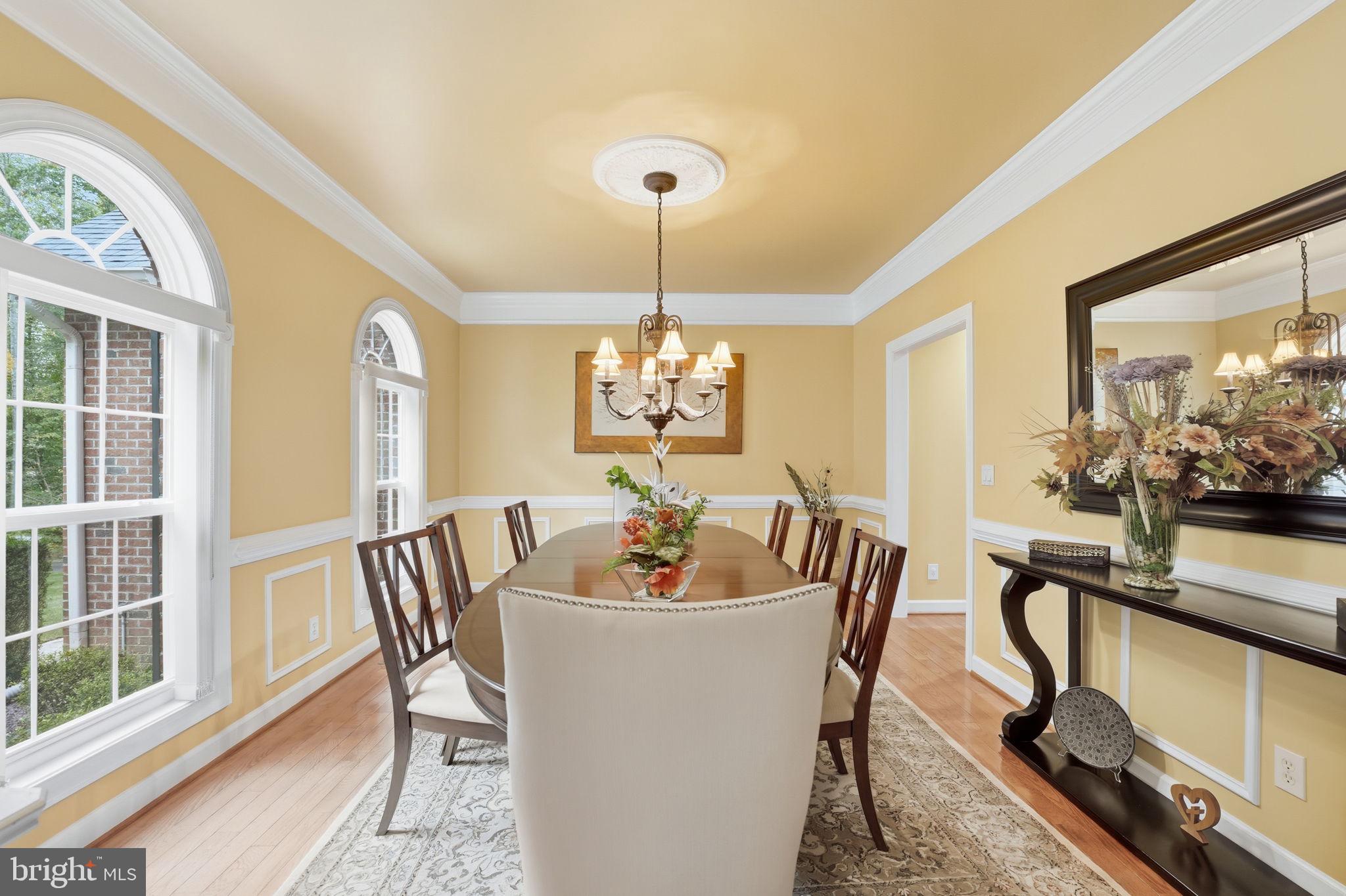 ASHBURN HILLS - Residential