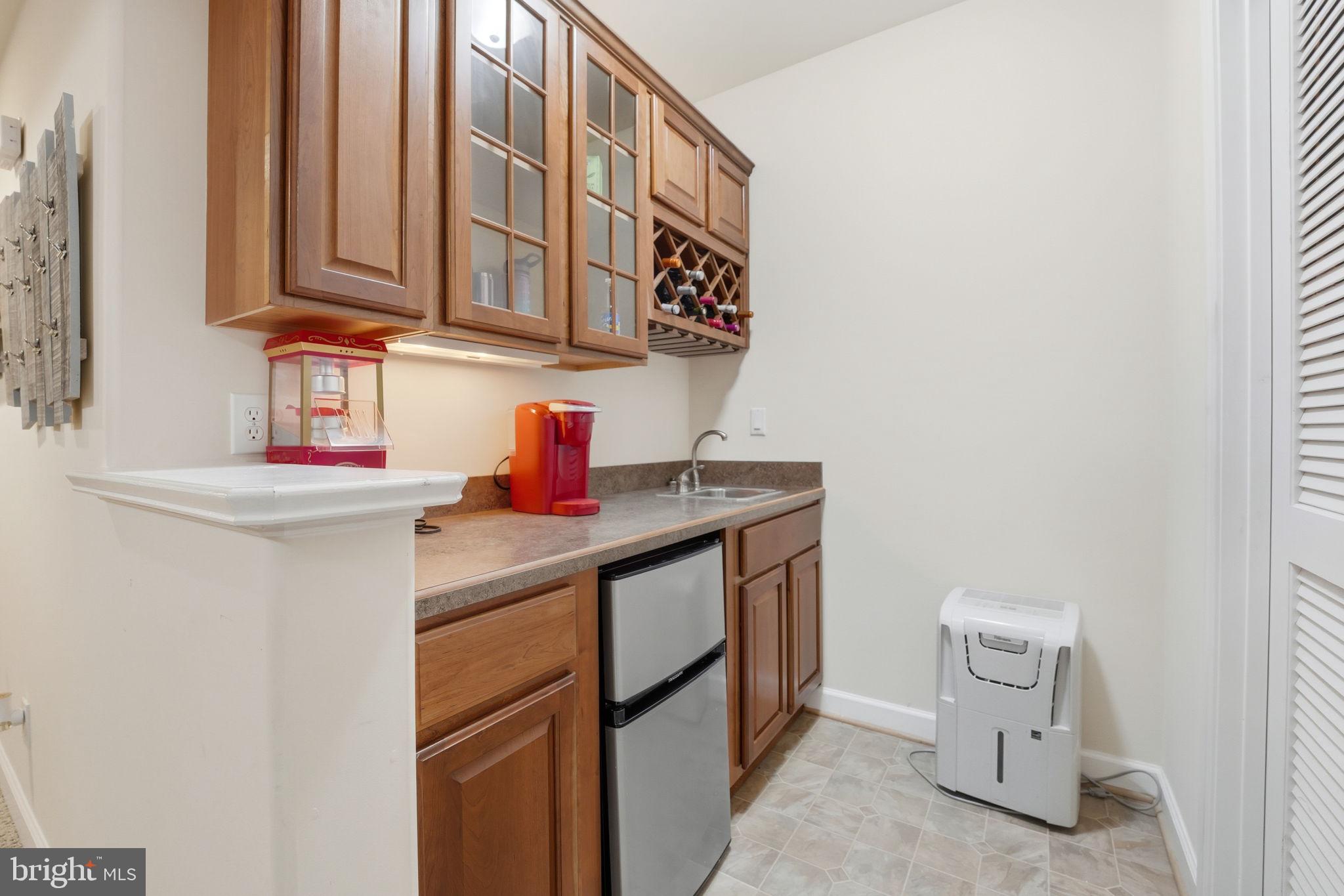 ASHBURN HILLS - Residential