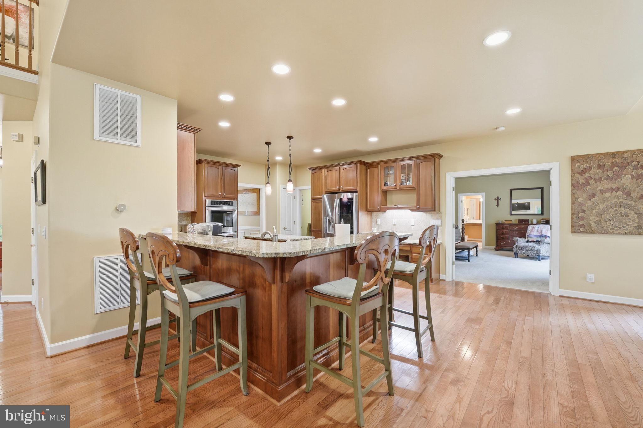 ASHBURN HILLS - Residential