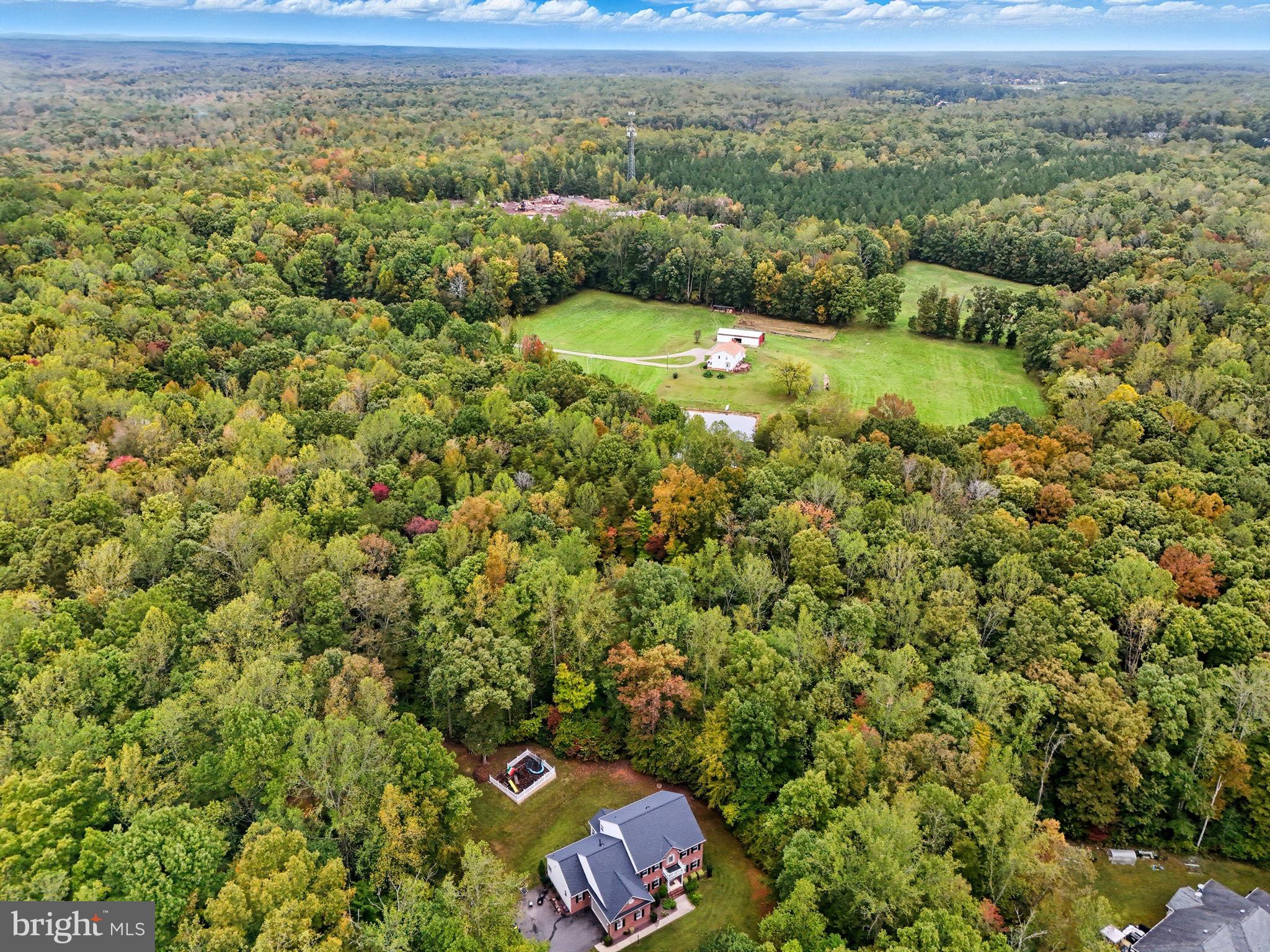 ASHBURN HILLS - Residential