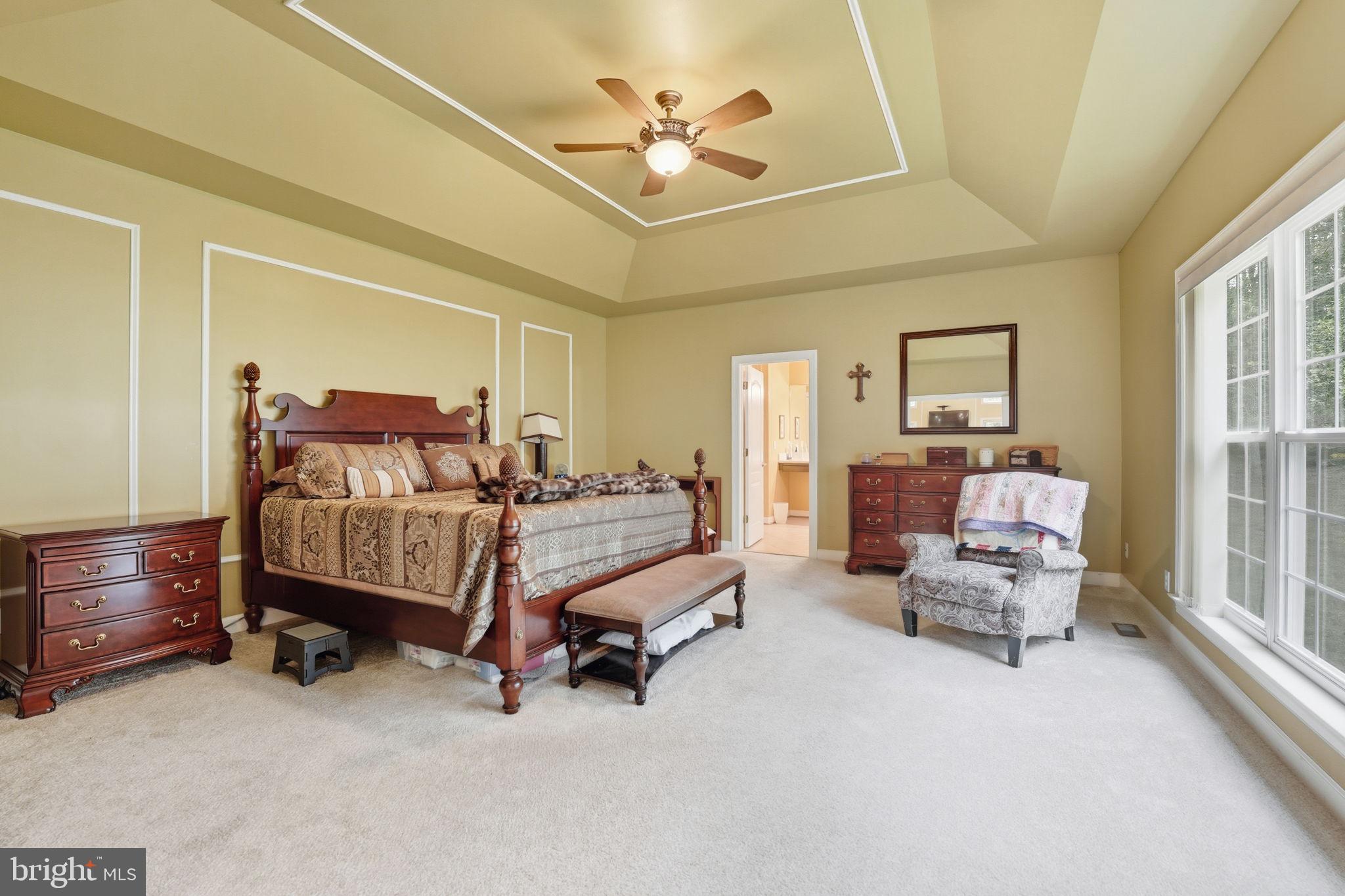 ASHBURN HILLS - Residential