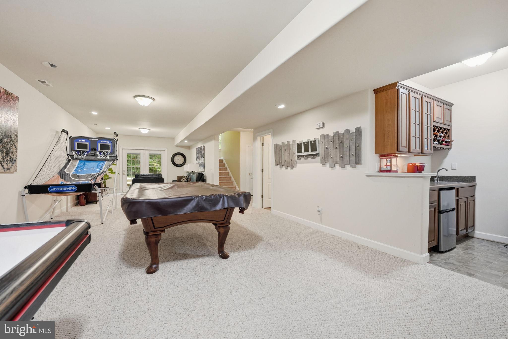 ASHBURN HILLS - Residential