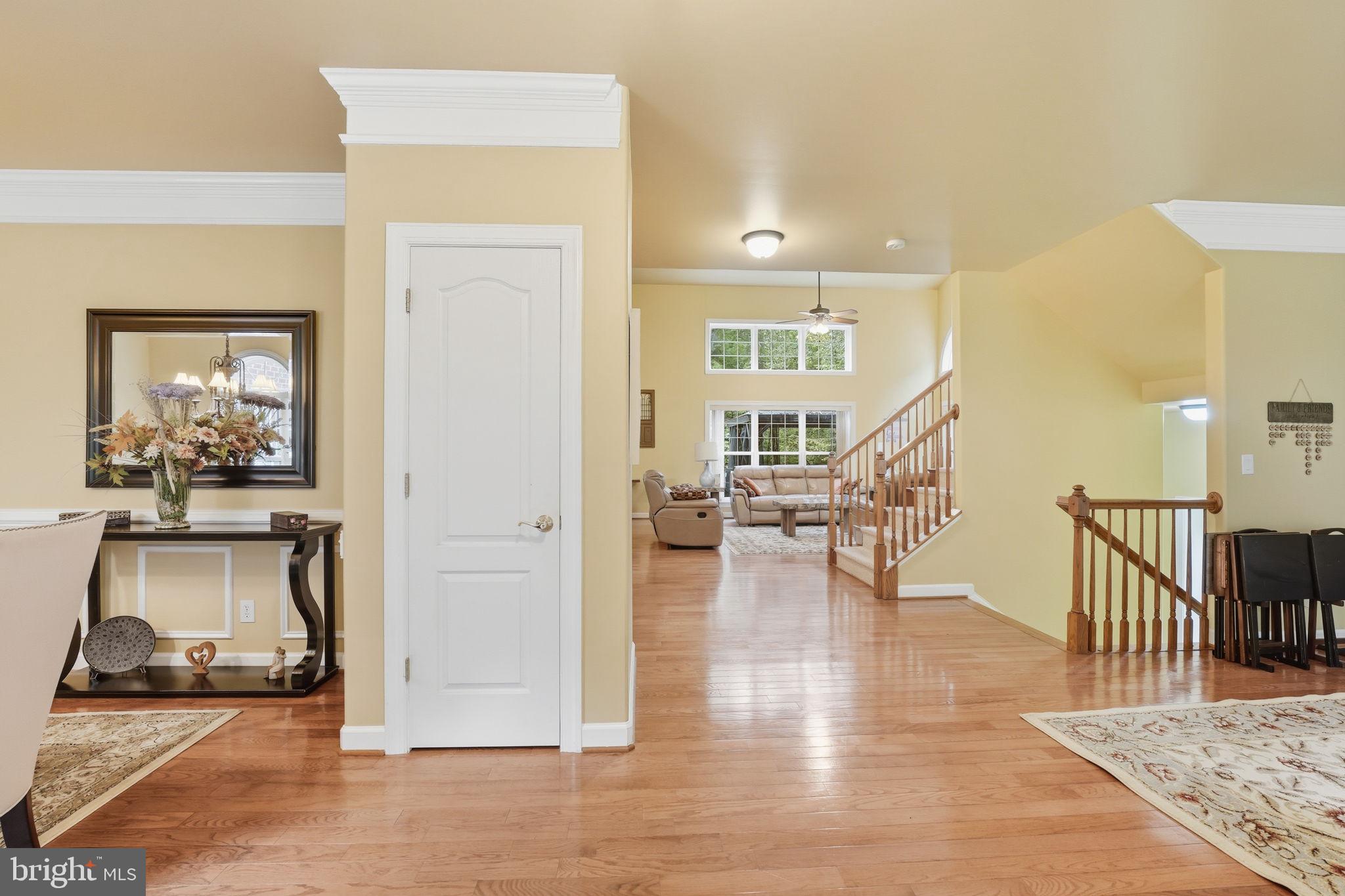 ASHBURN HILLS - Residential